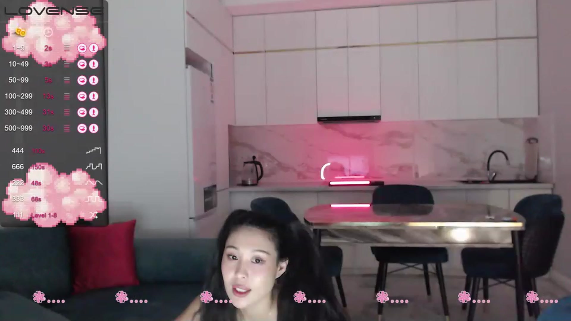 Gallery image thumbnail from bilberry__'s myfreecams stream on, 11/17/2022, 21:56 image 4 of 20