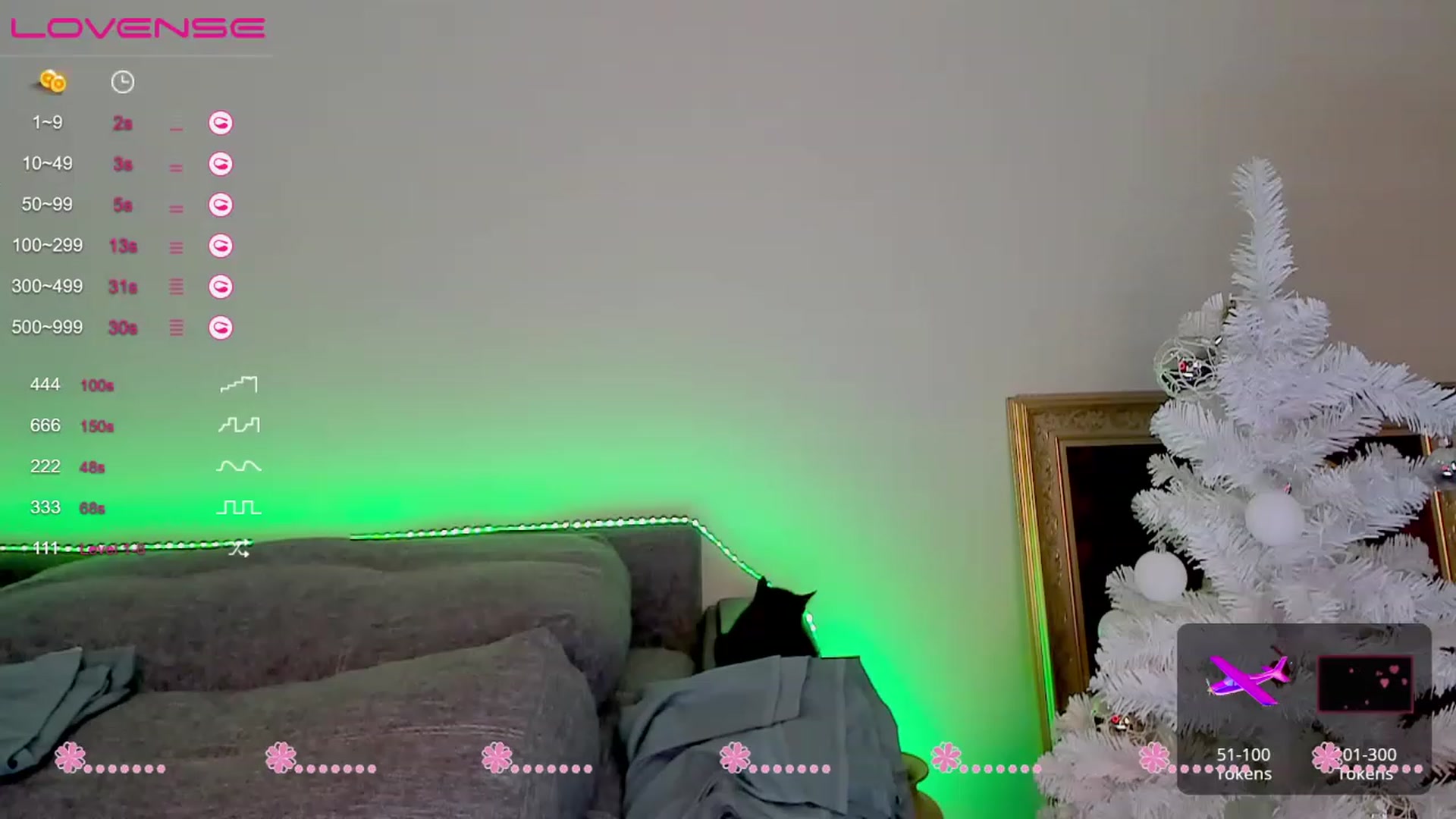 Gallery image thumbnail from bilberry__'s myfreecams stream on, 12/30/2022, 24:03 image 19 of 20