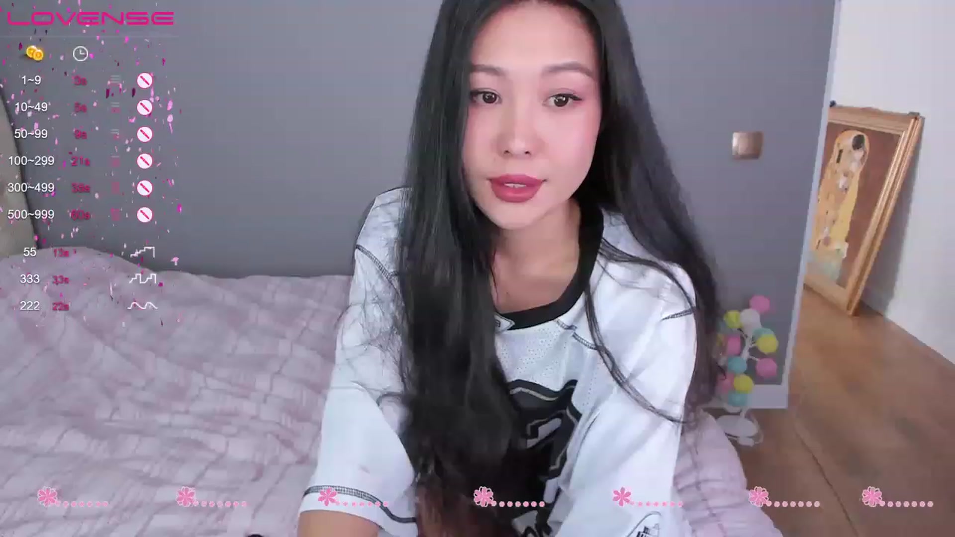 Gallery image thumbnail from bilberry__'s myfreecams stream on, 03/24/2023, 10:15 image 19 of 20