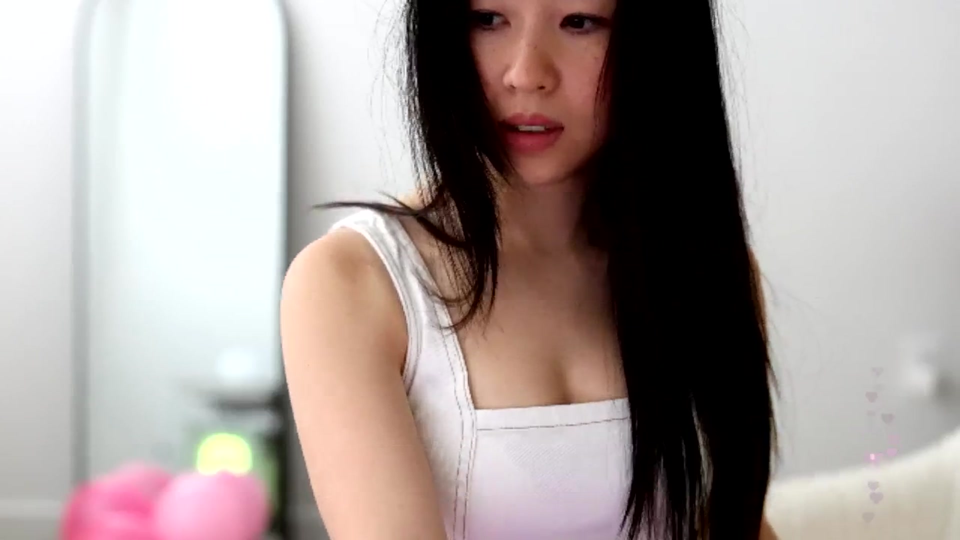 Gallery image thumbnail from birthdai's myfreecams stream on, 05/16/2025, 18:51 image 5 of 20