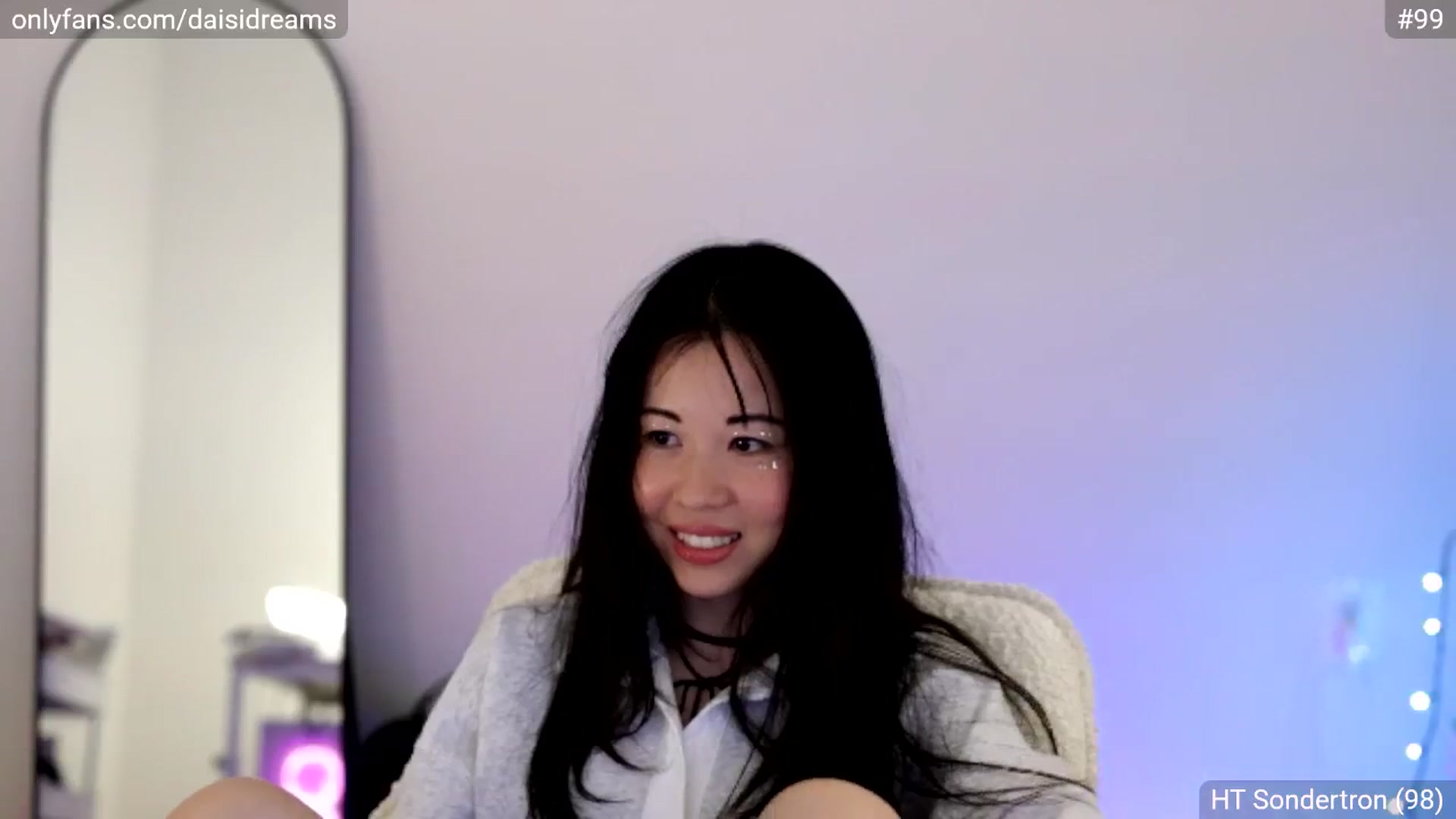 Gallery image thumbnail from birthdaigirl's myfreecams stream on, 05/10/2025, 01:10 image 19 of 20