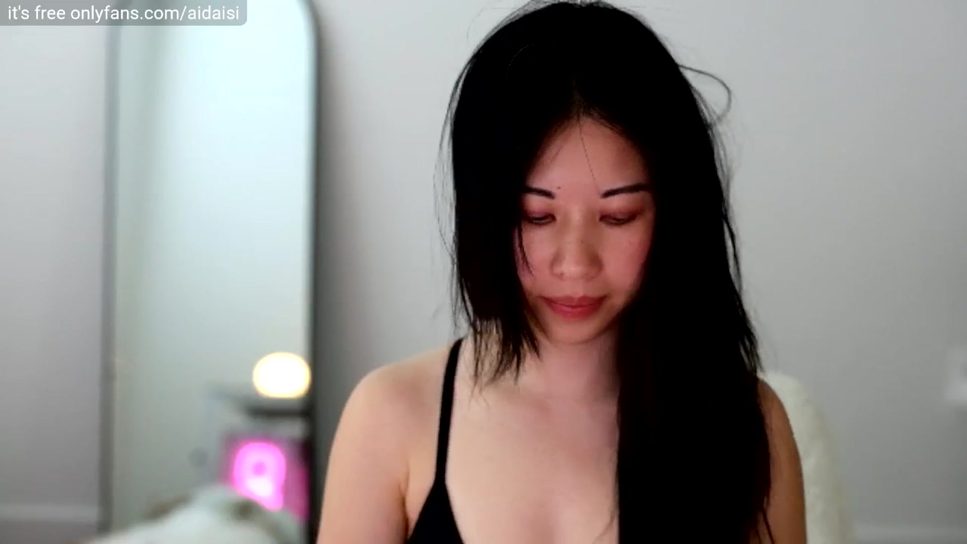 Gallery image thumbnail from birthdaigirl's myfreecams stream on, 05/15/2025, 20:30 image 11 of 20