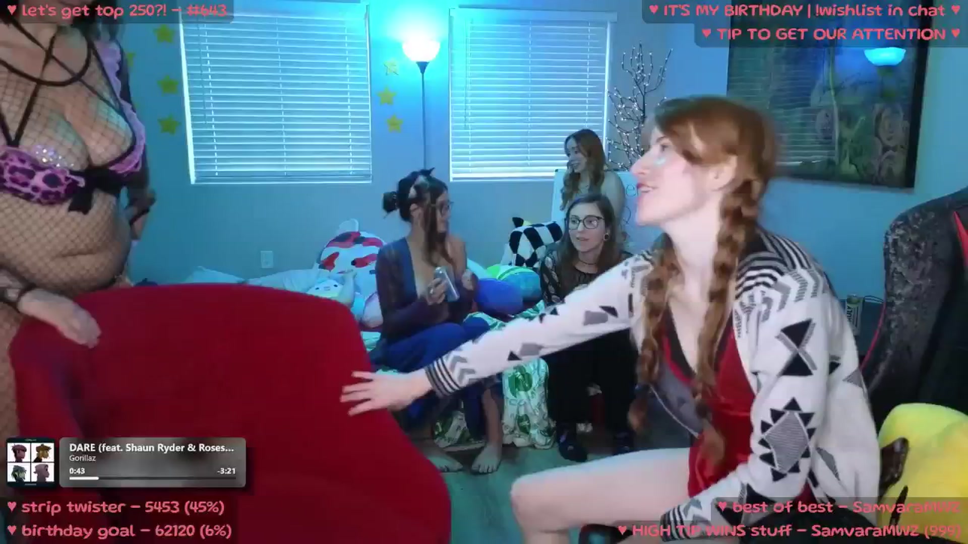 Gallery image thumbnail from birthdayMeowz's myfreecams stream on, 10/10/2025, 02:33 image 6 of 20
