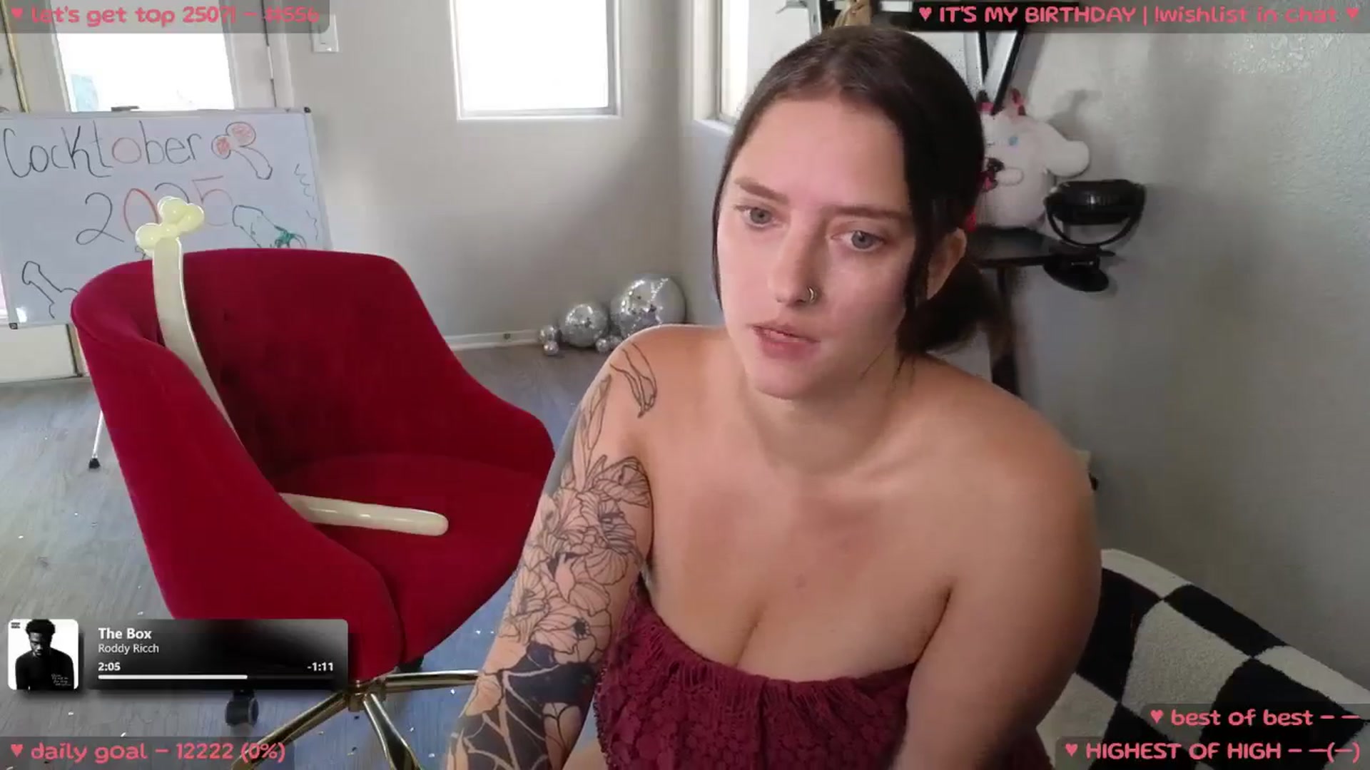 Gallery image thumbnail from birthdayMeowz's myfreecams stream on, 10/12/2025, 22:16 image 12 of 20