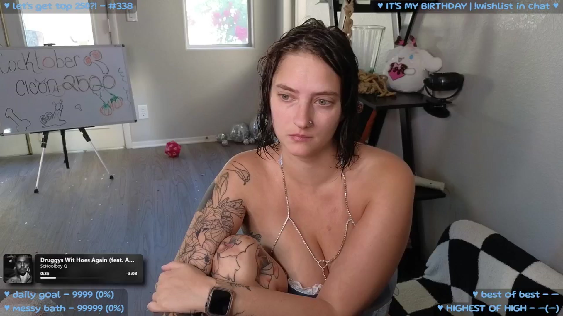 Gallery image thumbnail from birthdayMeowz's myfreecams stream on, 10/16/2025, 24:02 image 8 of 20