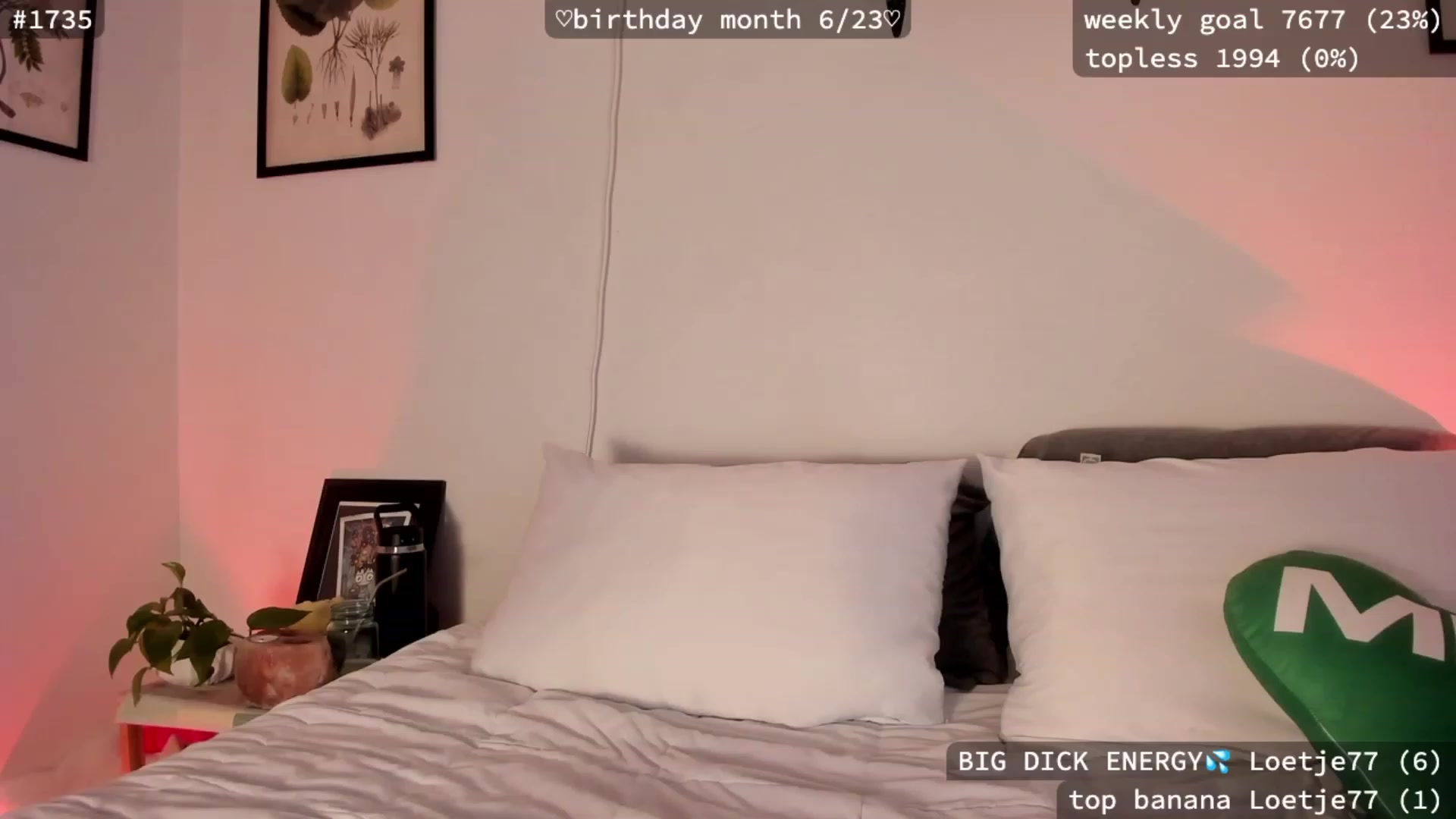 Gallery image thumbnail from birthday_ari's myfreecams stream on, 06/12/2023, 24:13 image 8 of 20