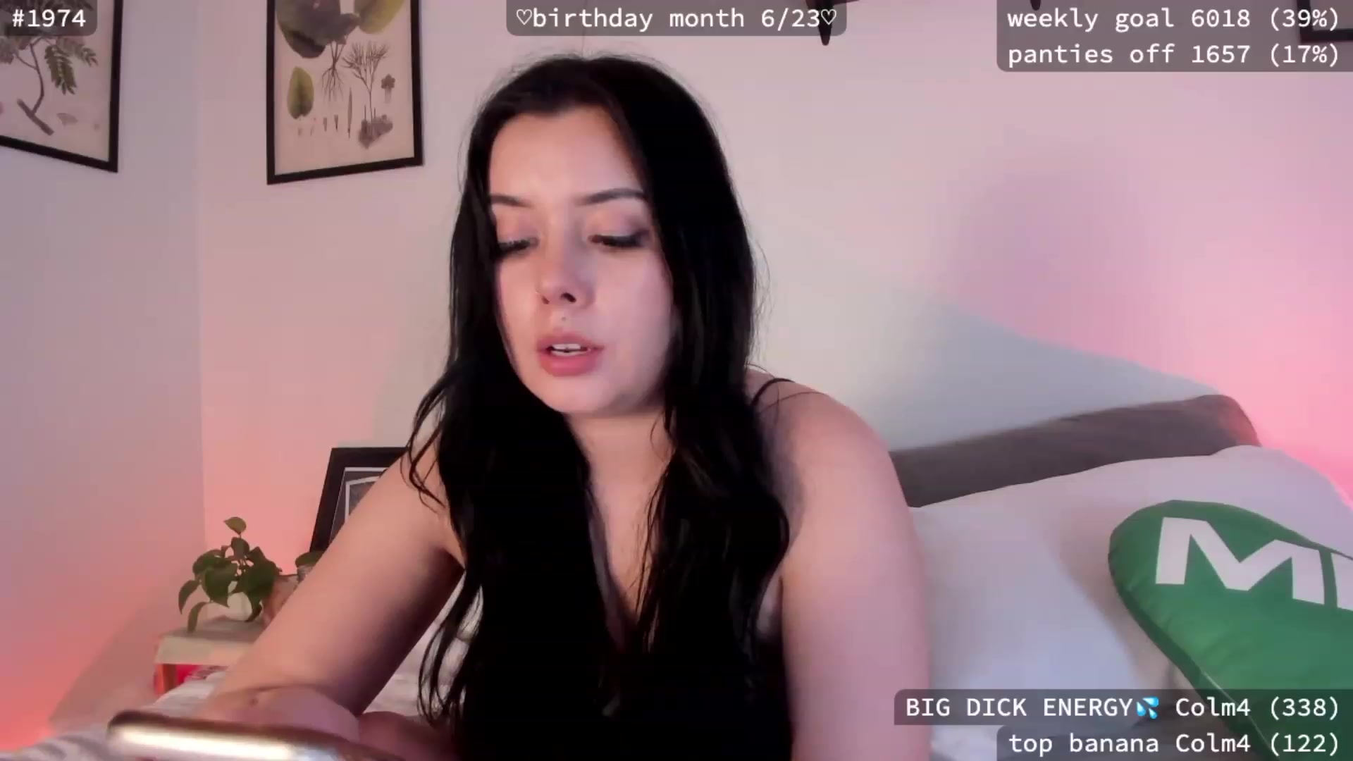 Gallery image thumbnail from birthday_ari's myfreecams stream on, 06/15/2023, 24:37 image 20 of 20