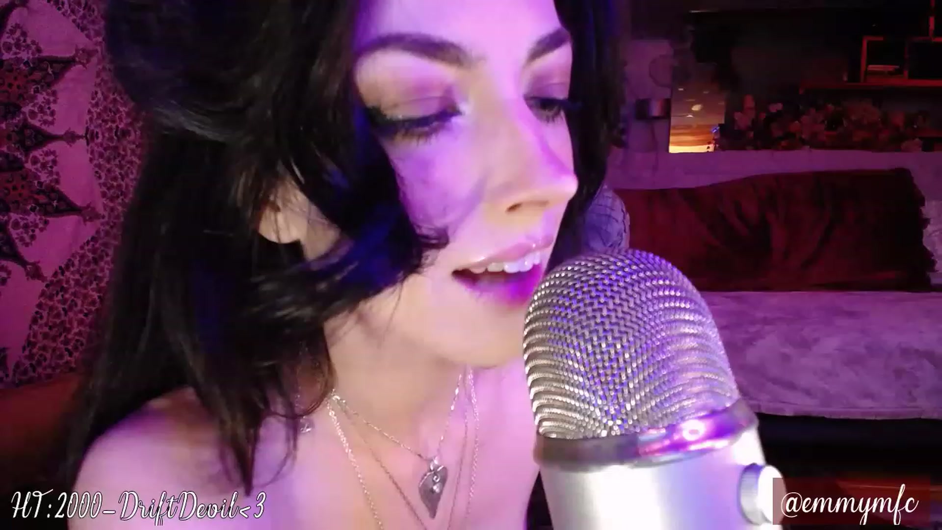 Gallery image thumbnail from birthday_emmy's myfreecams stream on, 08/10/2023, 03:48 image 11 of 20