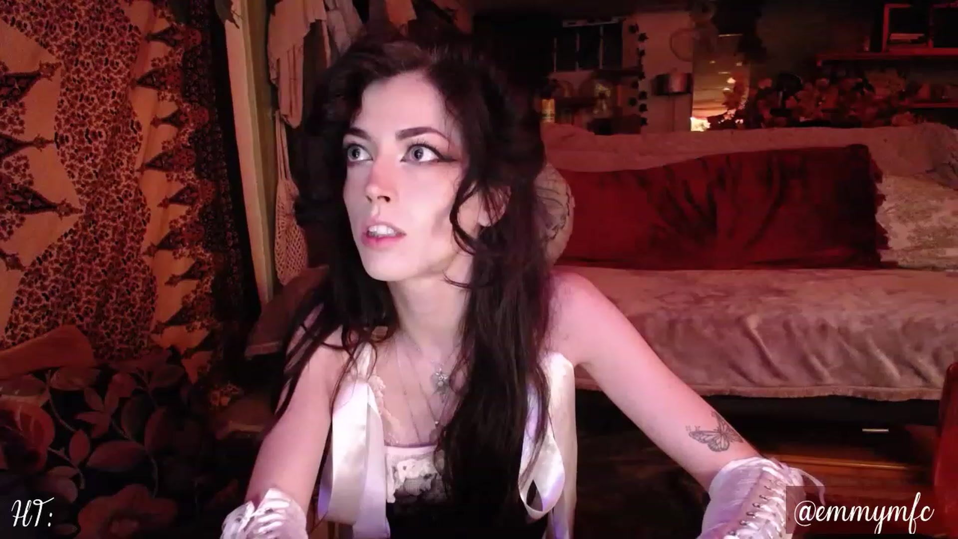 Gallery image thumbnail from birthday_emmy's myfreecams stream on, 08/10/2023, 03:48 image 1 of 20