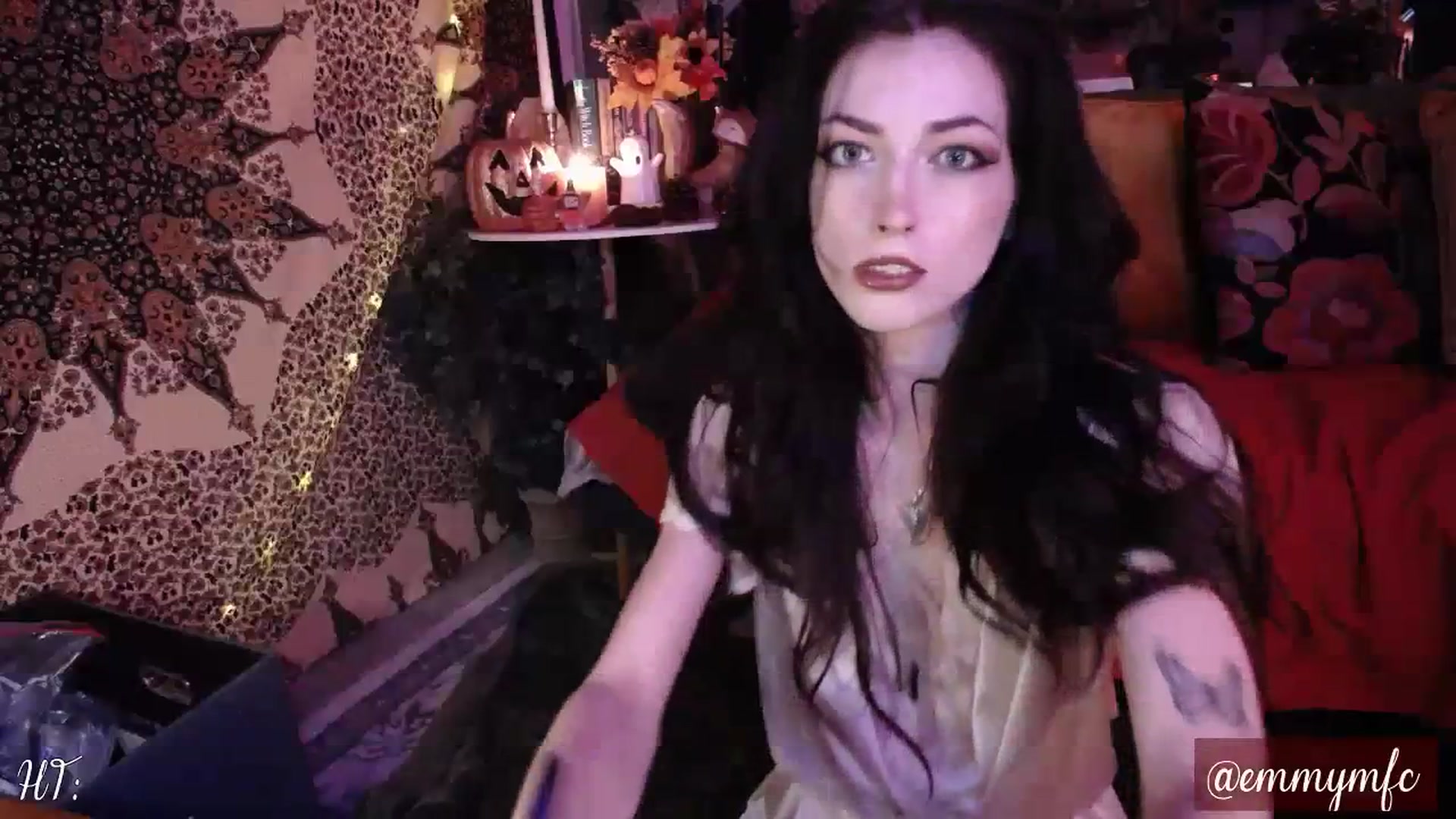 Gallery image thumbnail from birthday_emmy's myfreecams stream on, 09/01/2023, 24:01 image 8 of 20