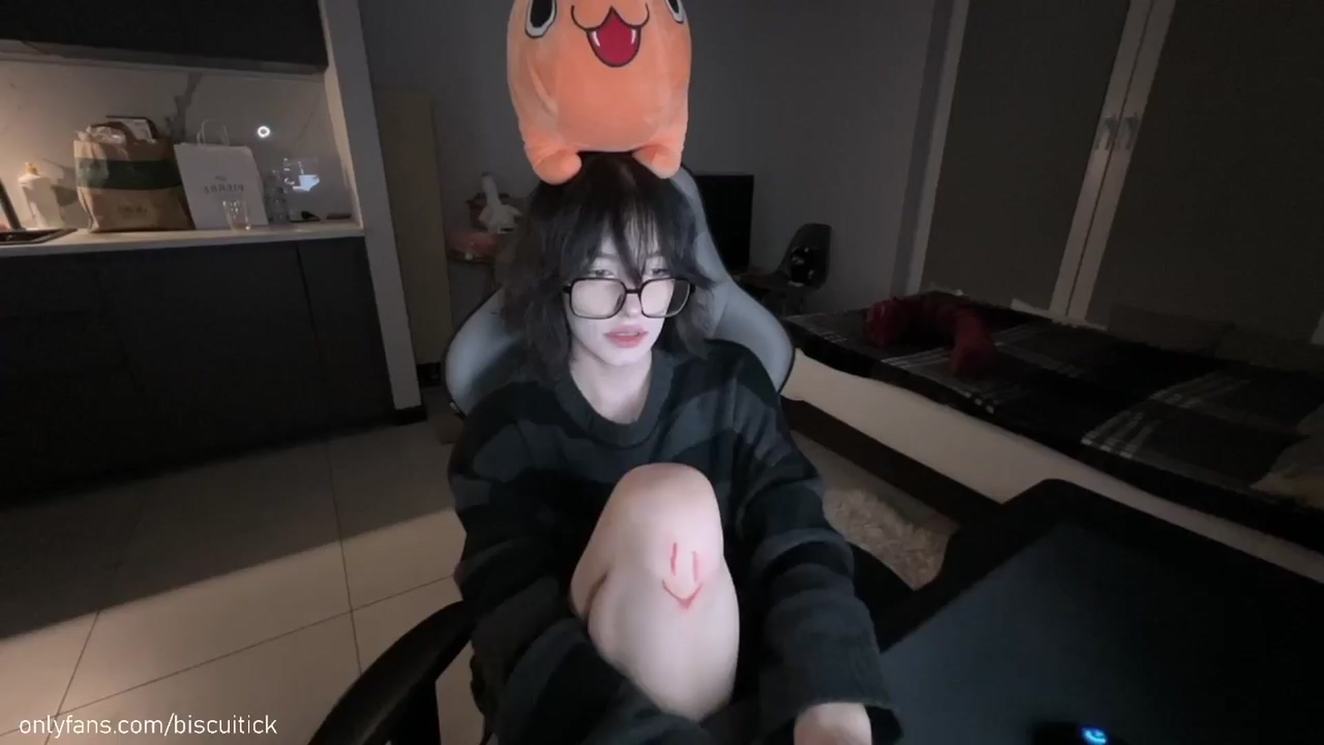 Gallery image thumbnail from biscuitick's myfreecams stream on, 09/14/2024, 24:18 image 15 of 20