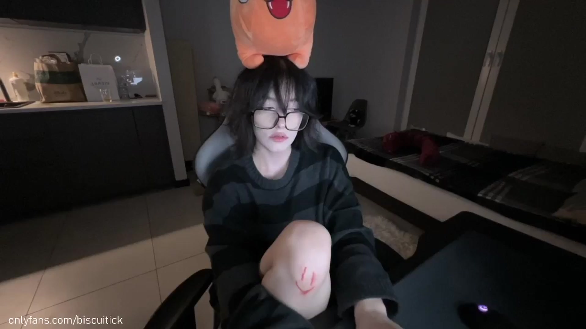 Gallery image thumbnail from biscuitick's myfreecams stream on, 09/14/2024, 24:18 image 11 of 20
