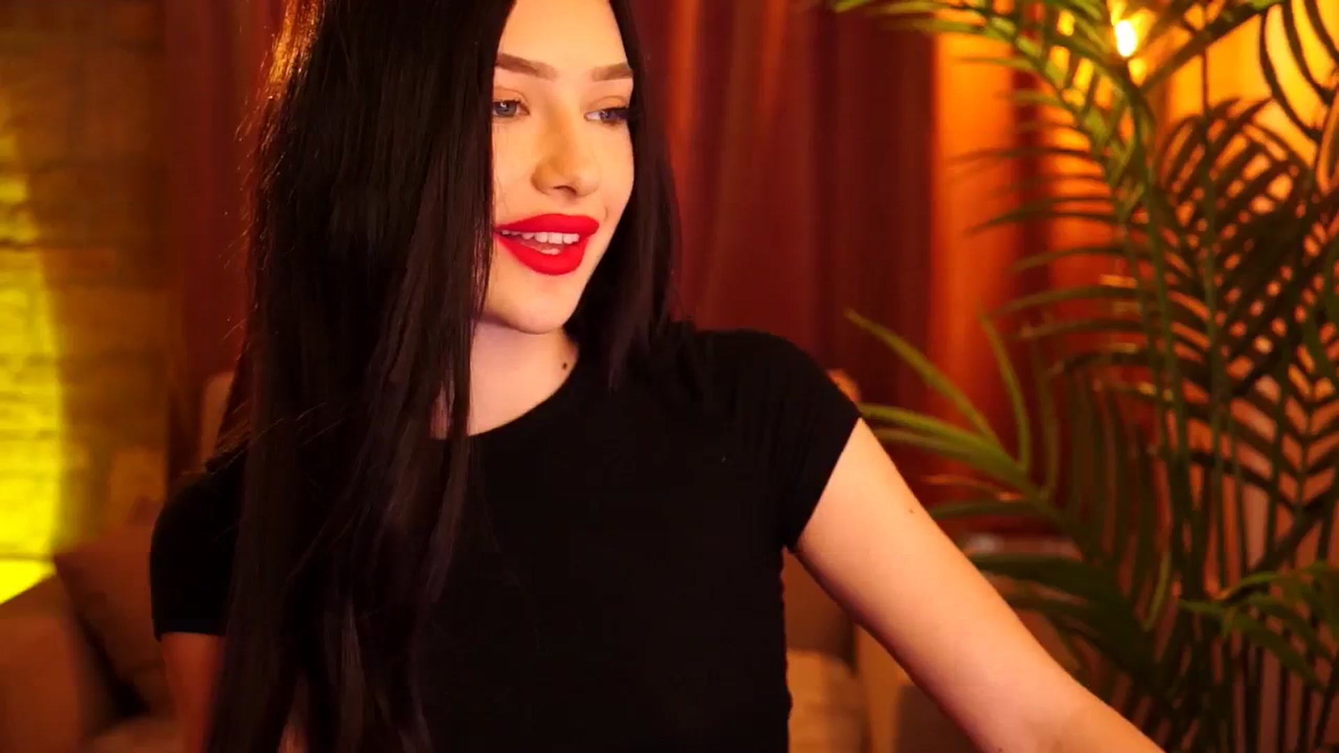 Gallery image thumbnail from blackbee's myfreecams stream on, 04/25/2024, 16:56 image 4 of 20