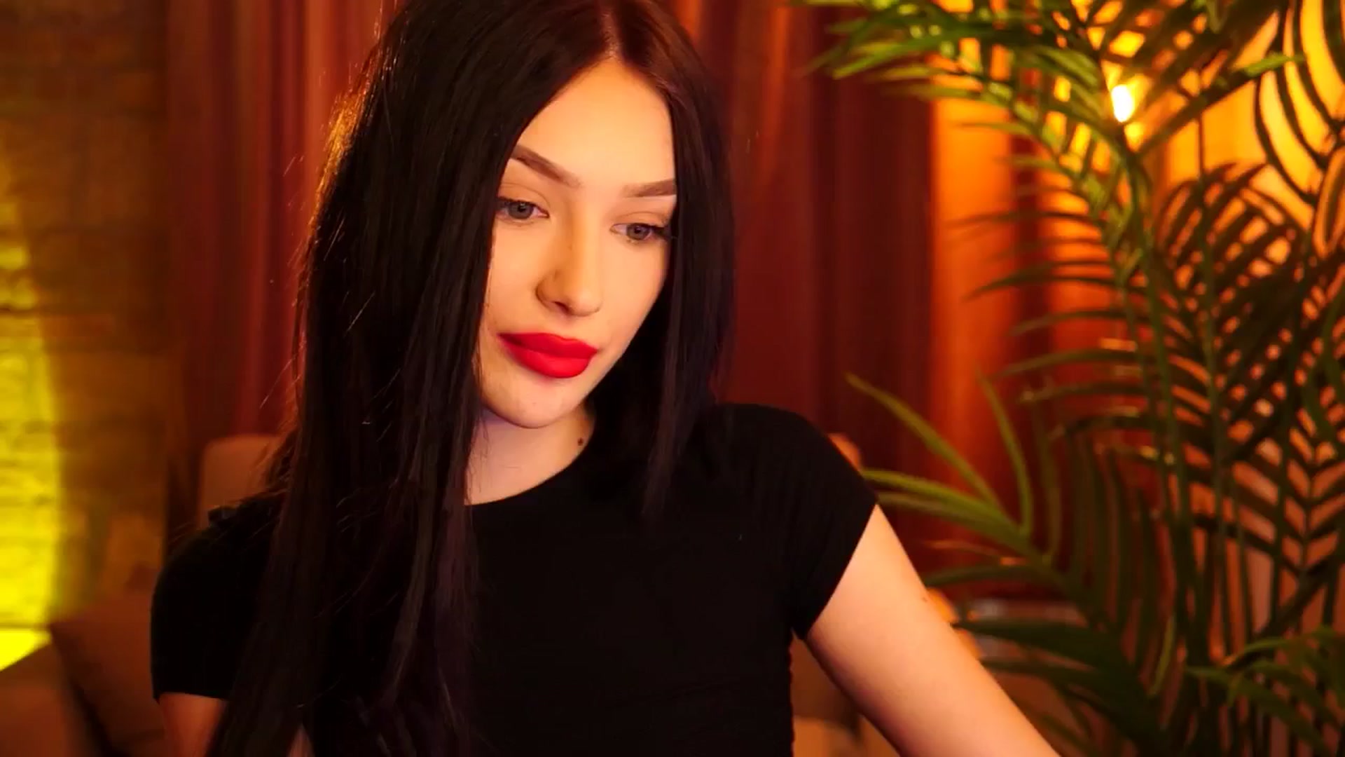 Gallery image thumbnail from blackbee's myfreecams stream on, 04/25/2024, 16:56 image 1 of 20
