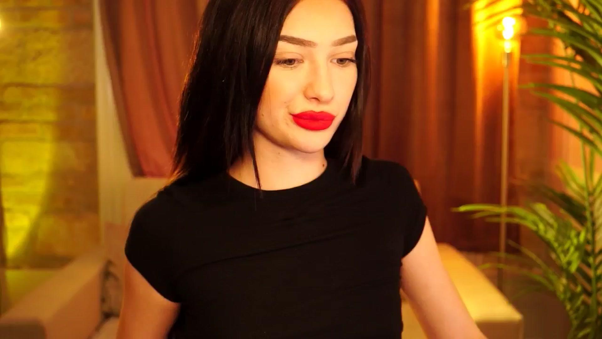Gallery image thumbnail from blackbee's myfreecams stream on, 05/05/2024, 14:06 image 19 of 20