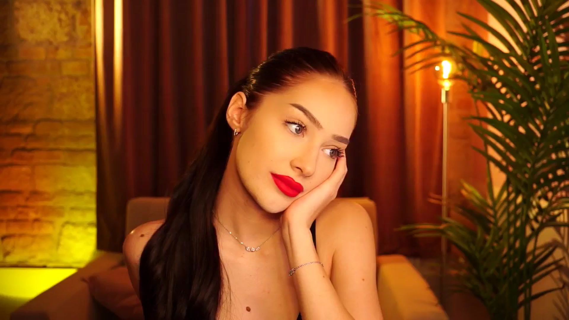 Gallery image thumbnail from blackbee's myfreecams stream on, 05/12/2024, 17:19 image 1 of 20
