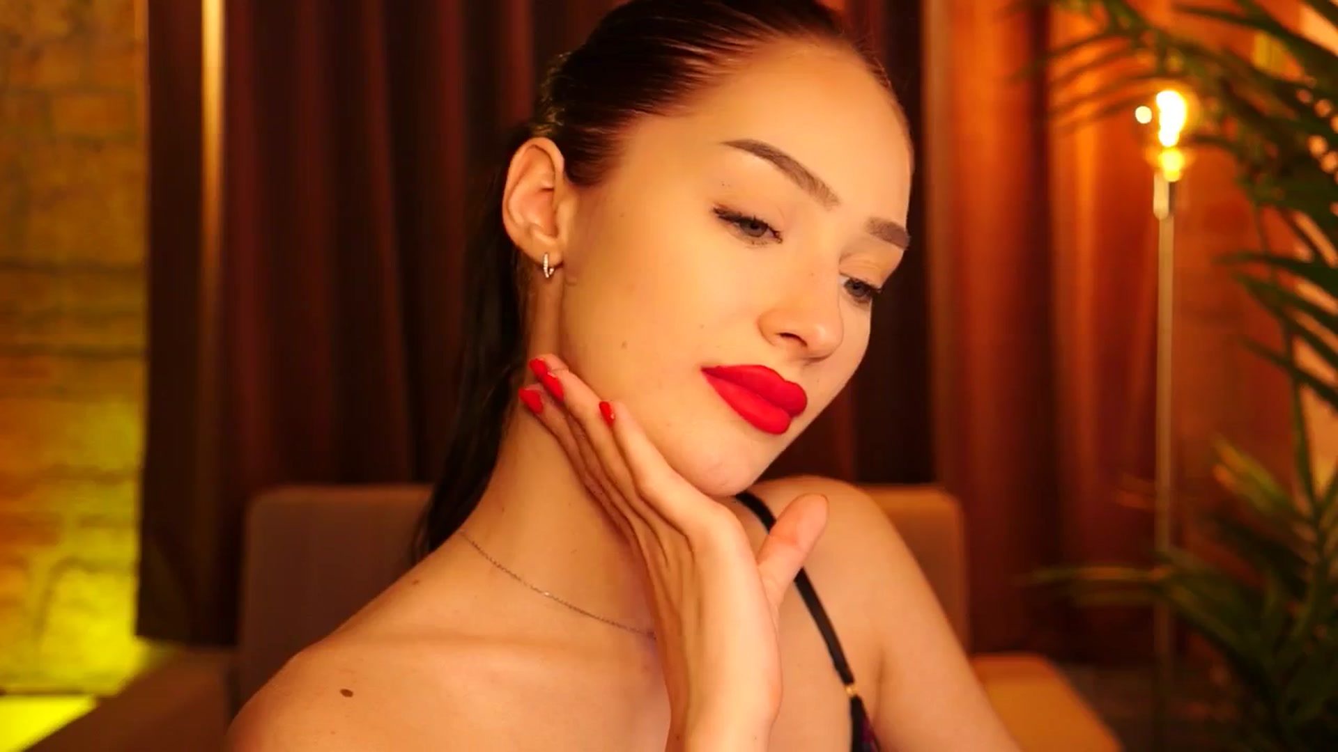 Gallery image thumbnail from blackbee's myfreecams stream on, 05/12/2024, 19:45 image 20 of 20