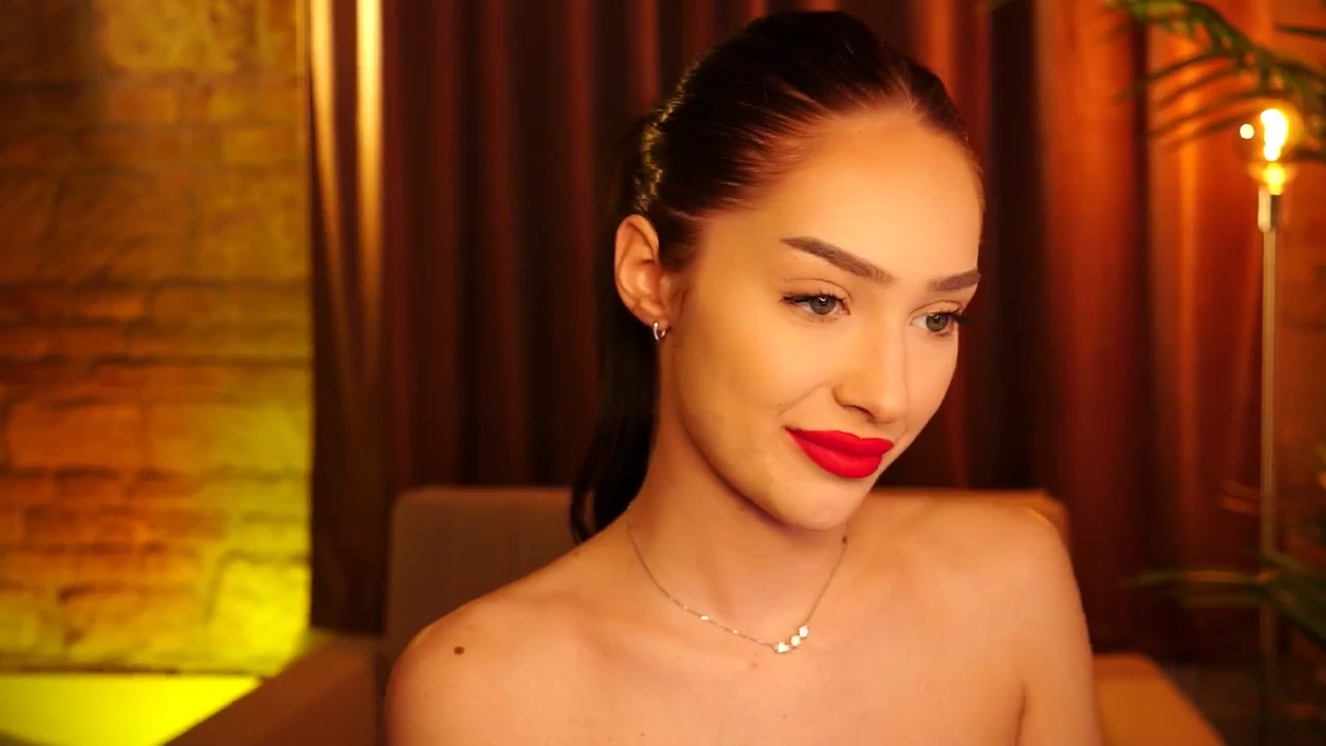 Gallery image thumbnail from blackbee's myfreecams stream on, 05/12/2024, 19:45 image 5 of 20