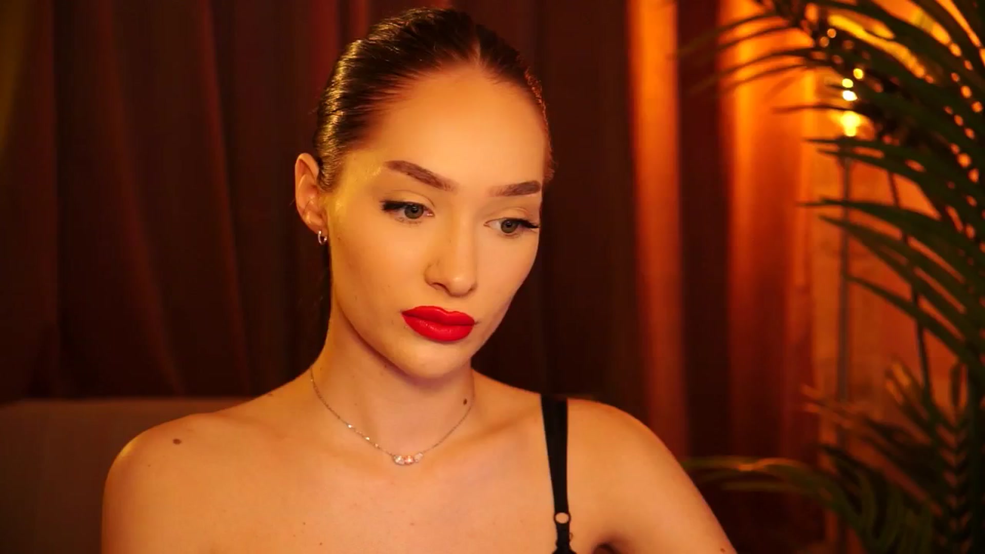 Gallery image thumbnail from blackbee's myfreecams stream on, 05/19/2024, 15:27 image 20 of 20