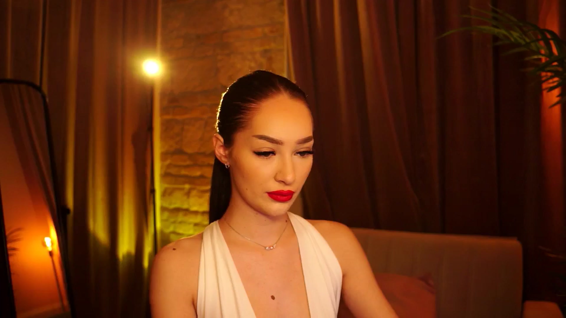 Gallery image thumbnail from blackbee's myfreecams stream on, 05/24/2024, 18:56 image 20 of 20
