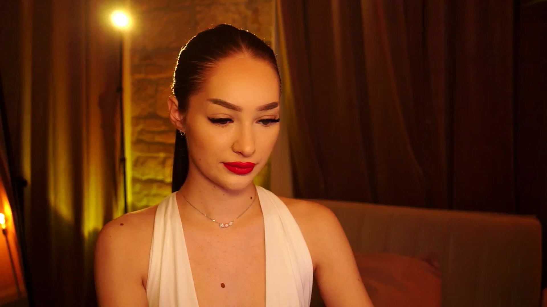 Gallery image thumbnail from blackbee's myfreecams stream on, 05/24/2024, 18:56 image 9 of 20
