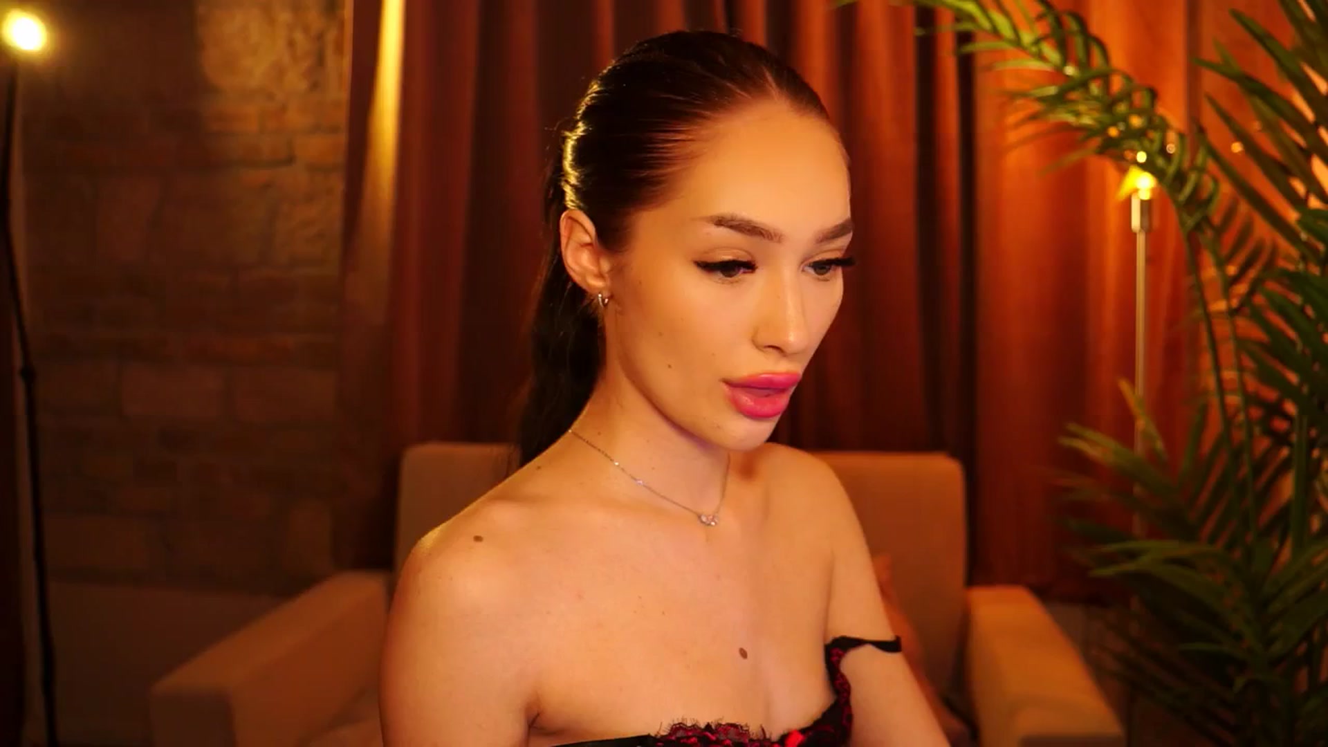 Gallery image thumbnail from blackbee's myfreecams stream on, 05/30/2024, 20:35 image 19 of 20