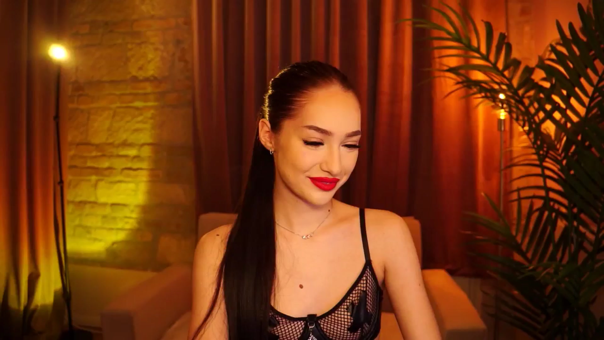 Gallery image thumbnail from blackbee's myfreecams stream on, 06/01/2024, 18:25 image 3 of 20