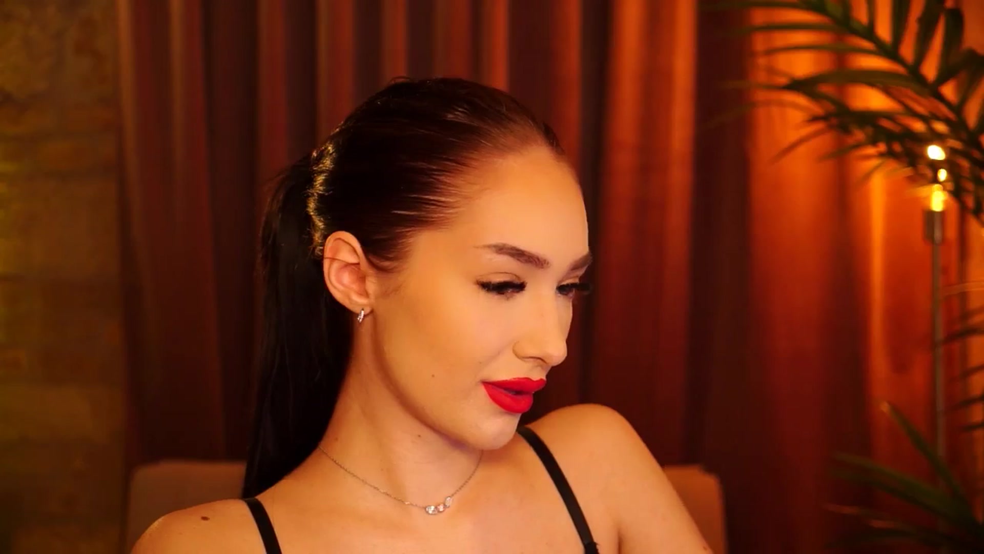 Gallery image thumbnail from blackbee's myfreecams stream on, 06/01/2024, 19:46 image 9 of 20