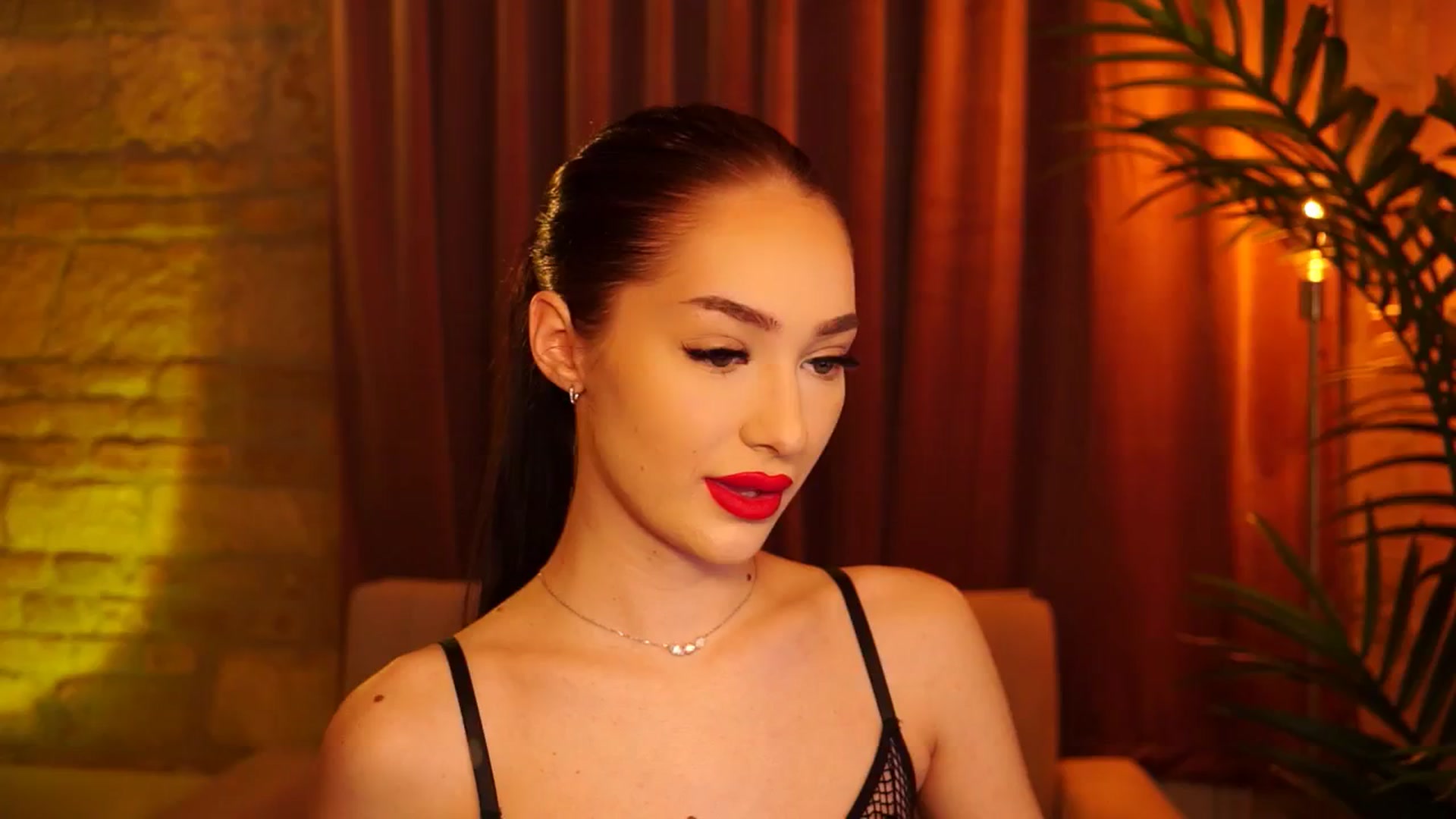 Gallery image thumbnail from blackbee's myfreecams stream on, 06/01/2024, 19:46 image 1 of 20