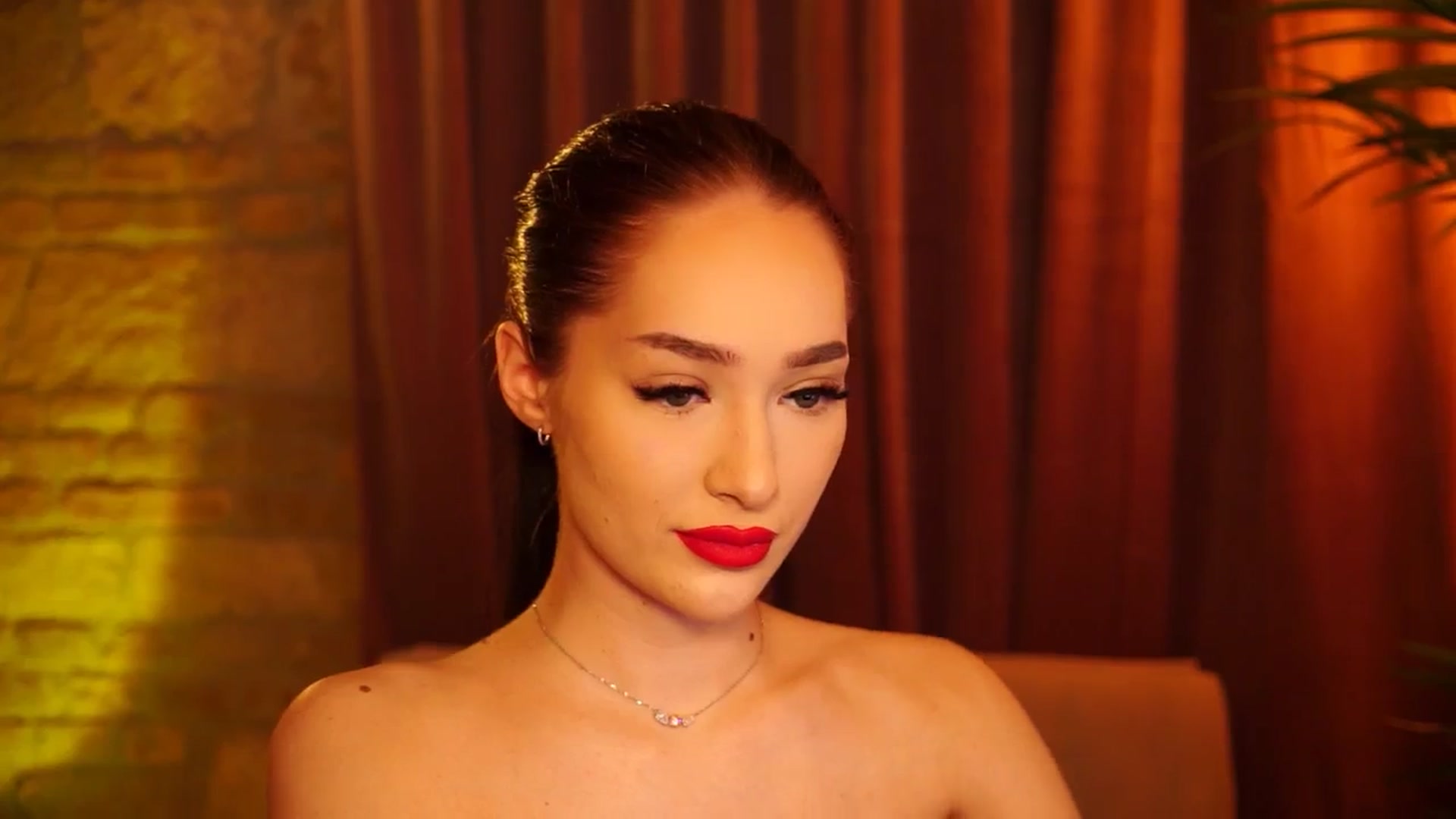Gallery image thumbnail from blackbee's myfreecams stream on, 06/01/2024, 19:46 image 14 of 20