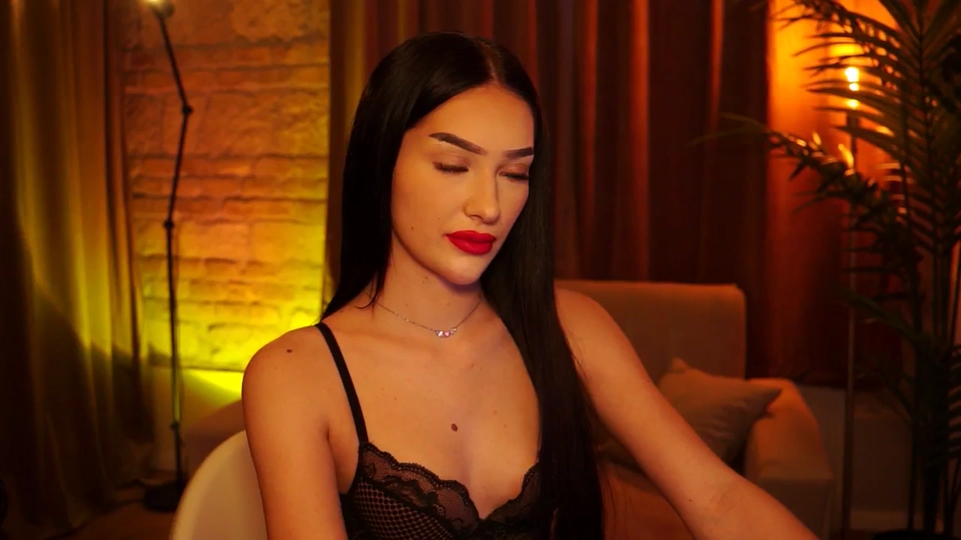 Gallery image thumbnail from blackbee's myfreecams stream on, 07/03/2024, 17:14 image 11 of 20