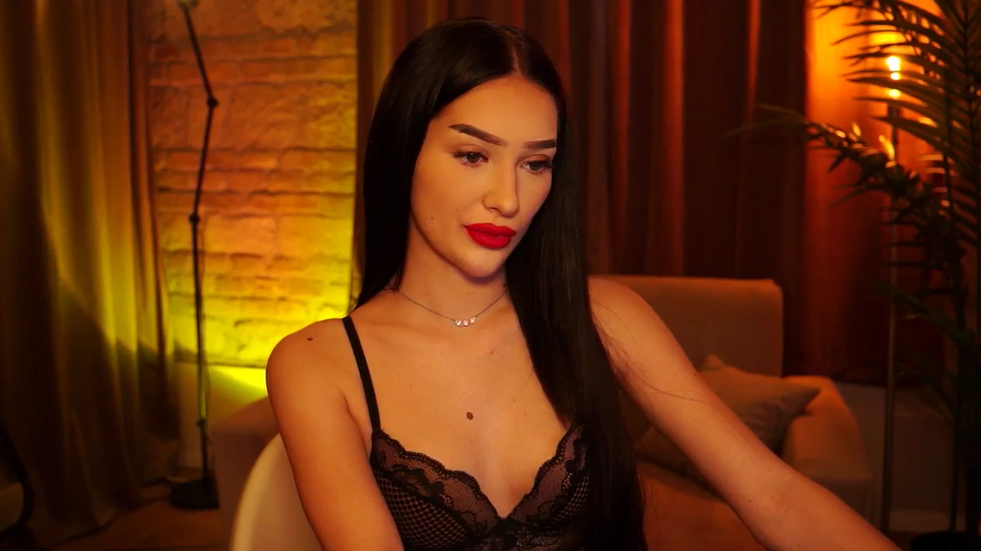Gallery image thumbnail from blackbee's myfreecams stream on, 07/03/2024, 17:14 image 8 of 20