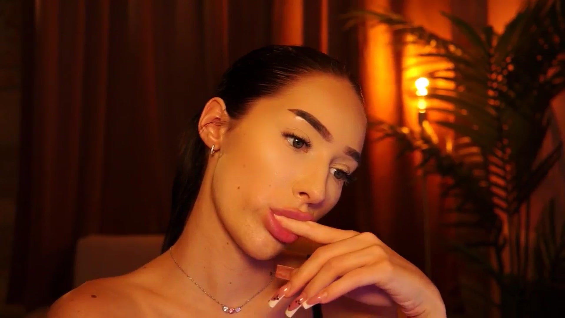 Gallery image thumbnail from blackbee's myfreecams stream on, 07/15/2024, 19:07 image 11 of 20