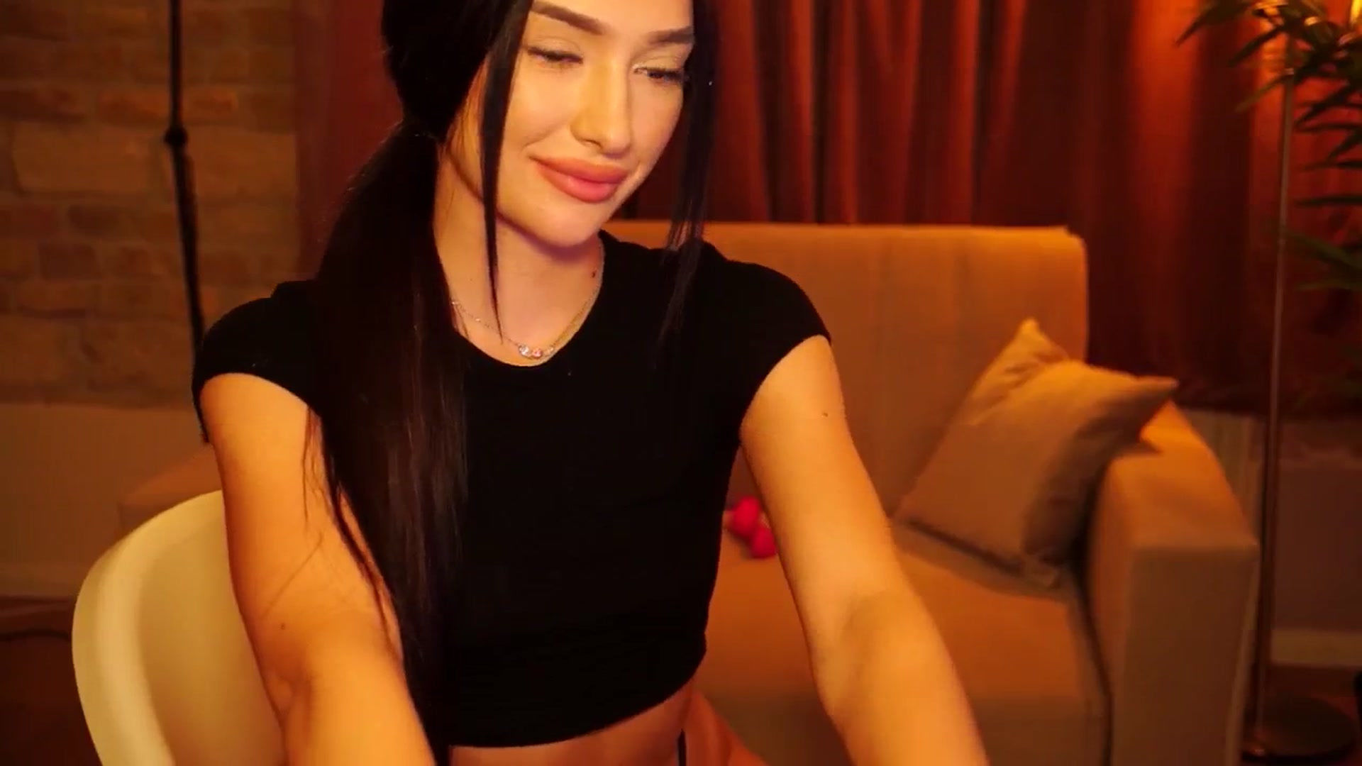 Gallery image thumbnail from blackbee's myfreecams stream on, 07/22/2024, 20:36 image 5 of 20