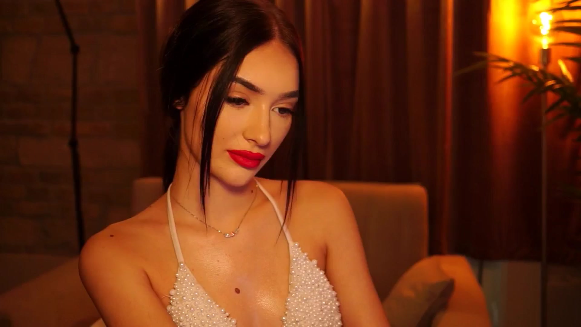 Gallery image thumbnail from blackbee's myfreecams stream on, 07/28/2024, 12:41 image 10 of 20