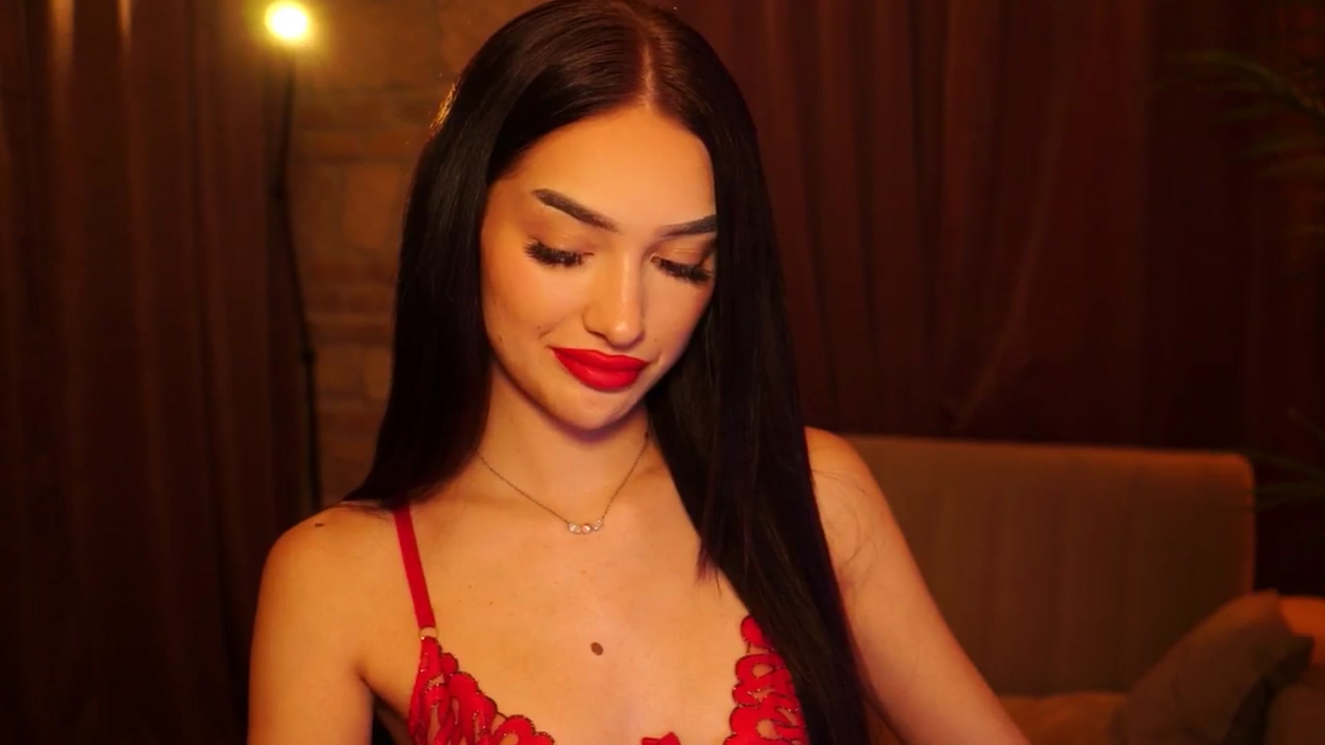 Gallery image thumbnail from blackbee's myfreecams stream on, 07/30/2024, 14:16 image 6 of 20