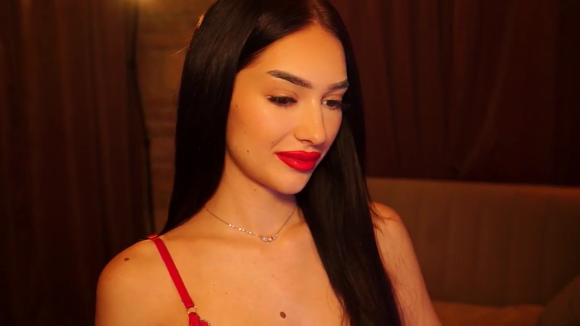 Gallery image thumbnail from blackbee's myfreecams stream on, 07/30/2024, 14:16 image 19 of 20