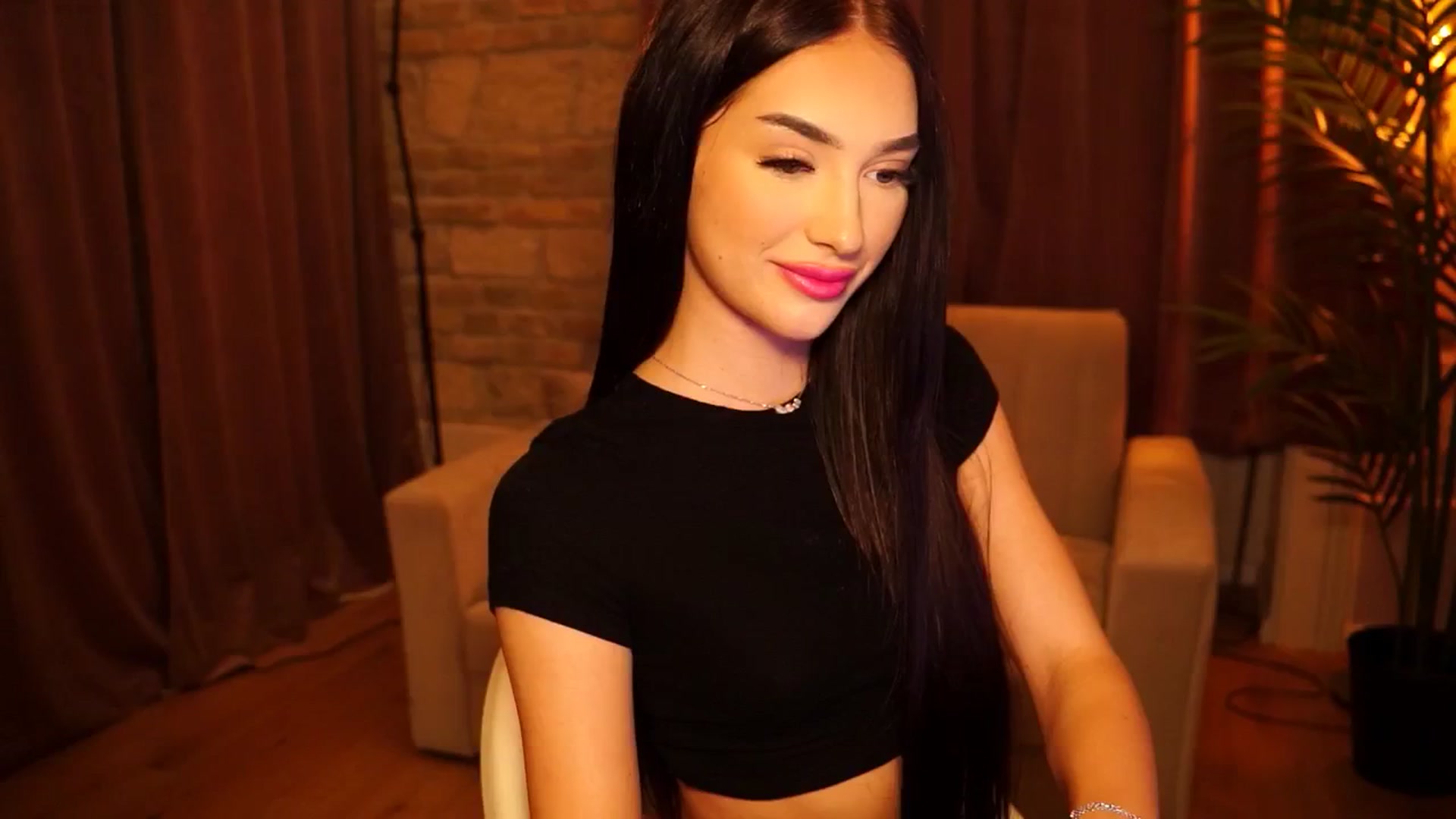 Gallery image thumbnail from blackbee's myfreecams stream on, 08/02/2024, 18:55 image 12 of 20