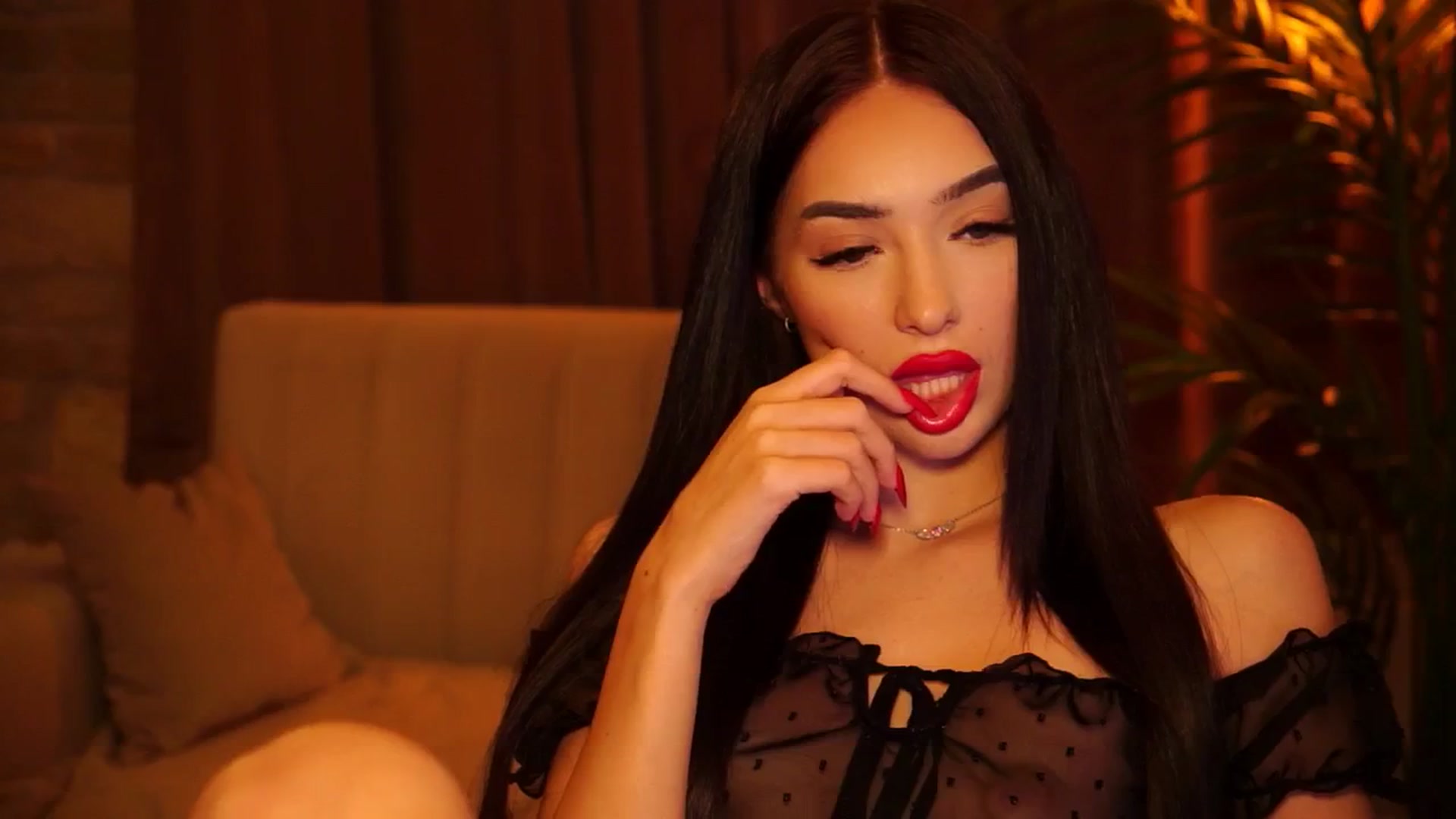 Gallery image thumbnail from blackbee's myfreecams stream on, 08/27/2024, 19:51 image 20 of 20