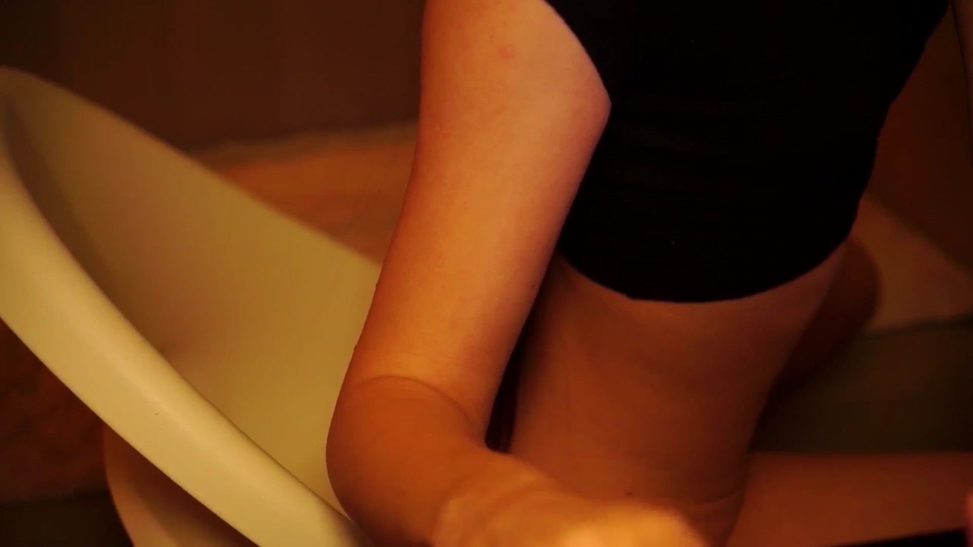 Gallery image thumbnail from blackbee's myfreecams stream on, 11/05/2024, 22:28 image 6 of 20