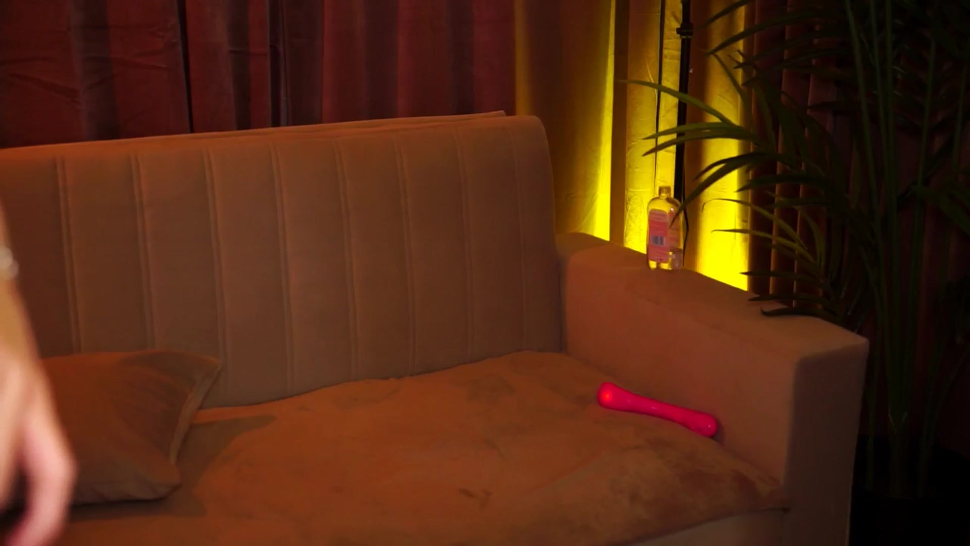 Gallery image thumbnail from blackbee's myfreecams stream on, 01/12/2025, 19:01 image 19 of 20