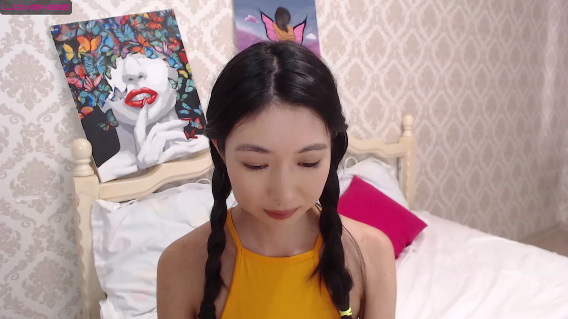 Gallery image thumbnail from blackfoxi's myfreecams stream on, 11/18/2022, 11:34 image 2 of 20