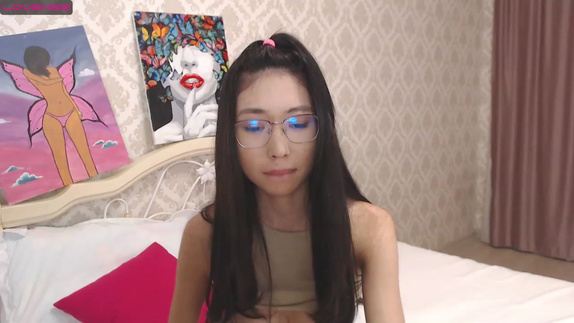 Gallery image thumbnail from blackfoxi's myfreecams stream on, 11/19/2022, 10:13 image 20 of 20