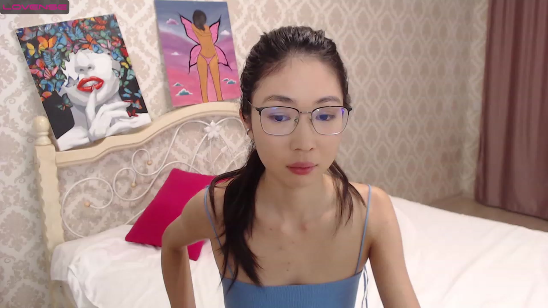 Gallery image thumbnail from blackfoxi's myfreecams stream on, 11/23/2022, 09:03 image 3 of 20