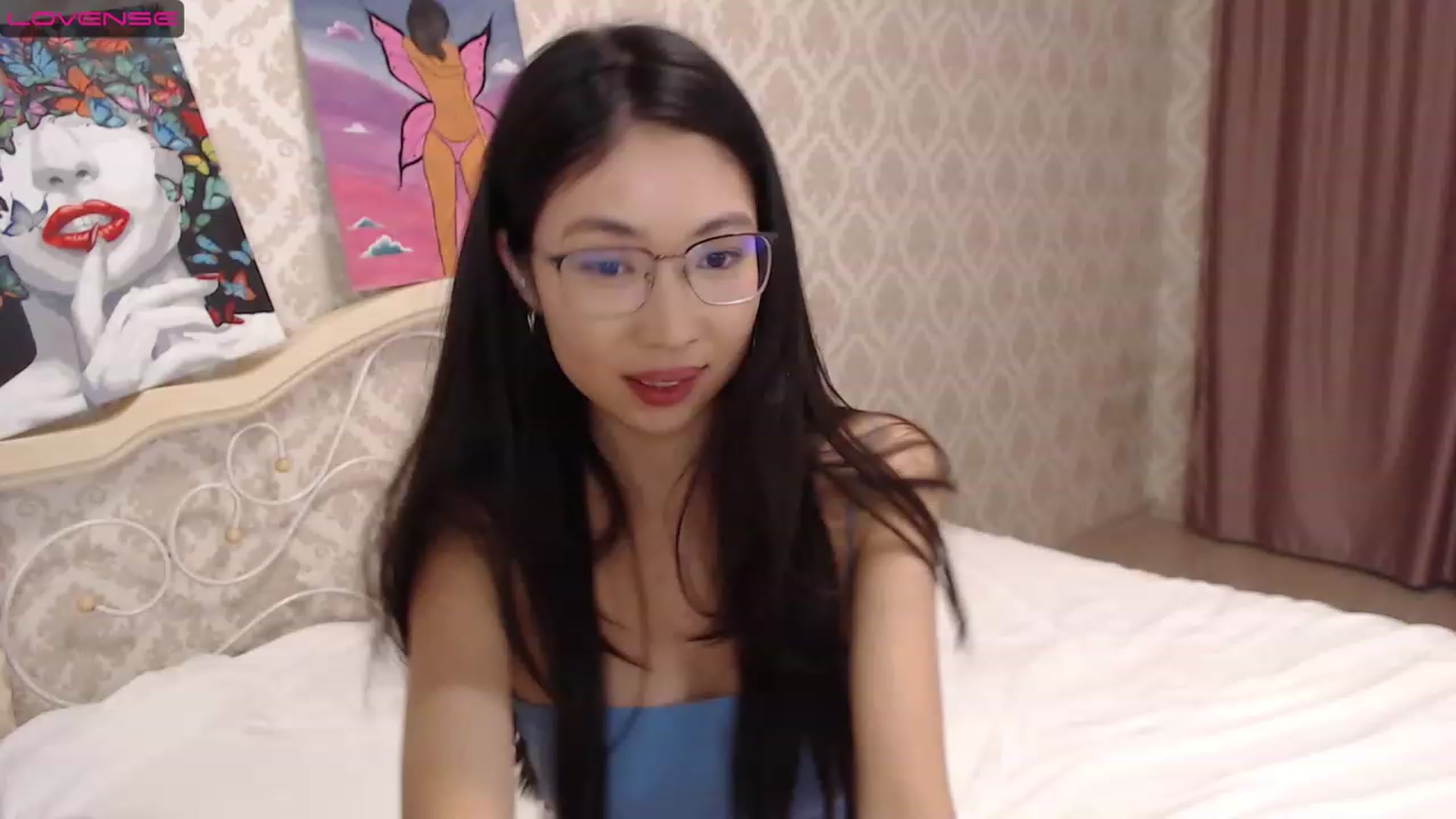 Gallery image thumbnail from blackfoxi's myfreecams stream on, 11/23/2022, 12:18 image 2 of 20