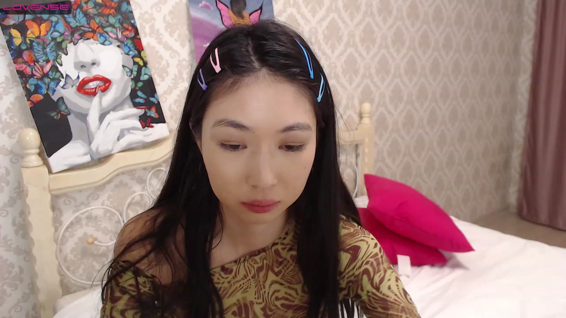 Gallery image thumbnail from blackfoxi's myfreecams stream on, 11/27/2022, 13:08 image 1 of 20