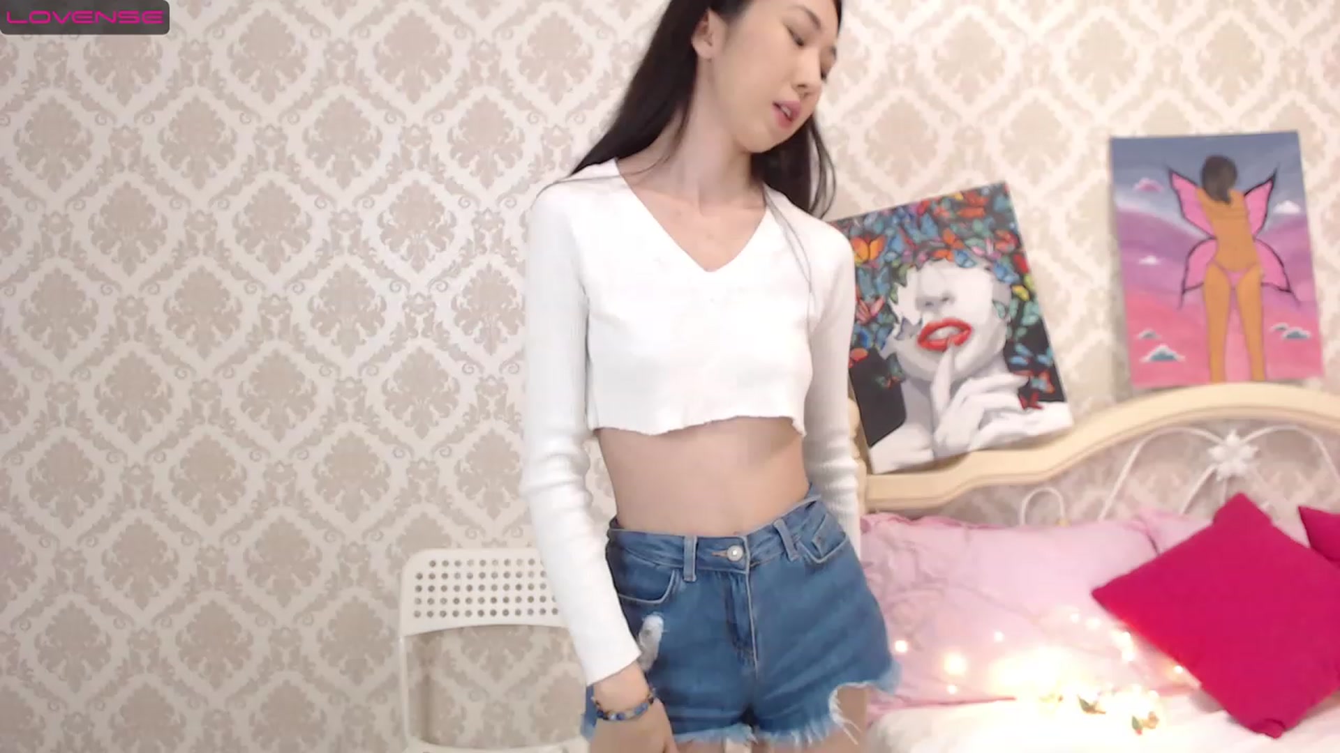 Gallery image thumbnail from blackfoxi's myfreecams stream on, 11/28/2022, 08:13 image 3 of 20