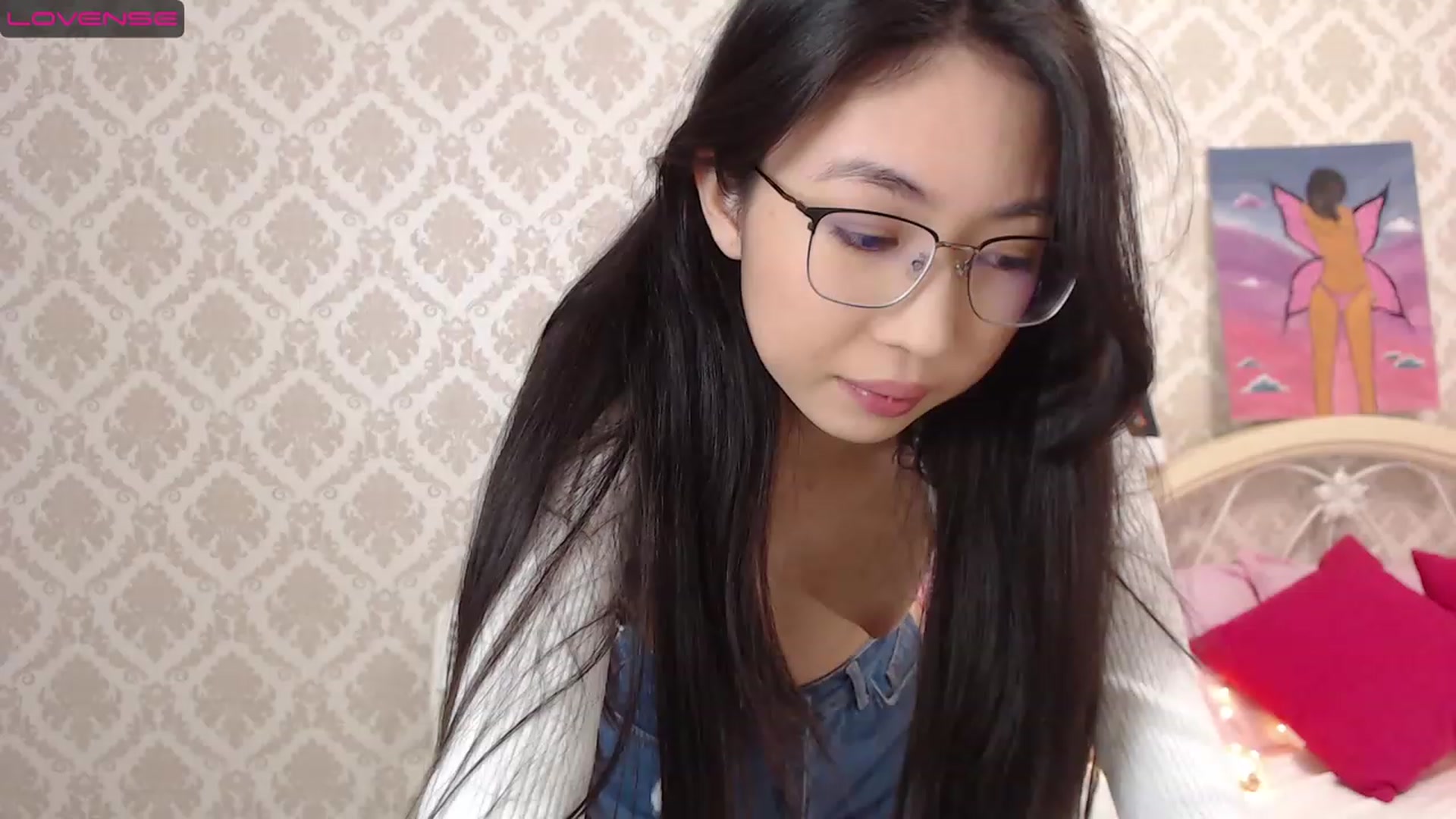 Gallery image thumbnail from blackfoxi's myfreecams stream on, 11/28/2022, 08:13 image 16 of 20