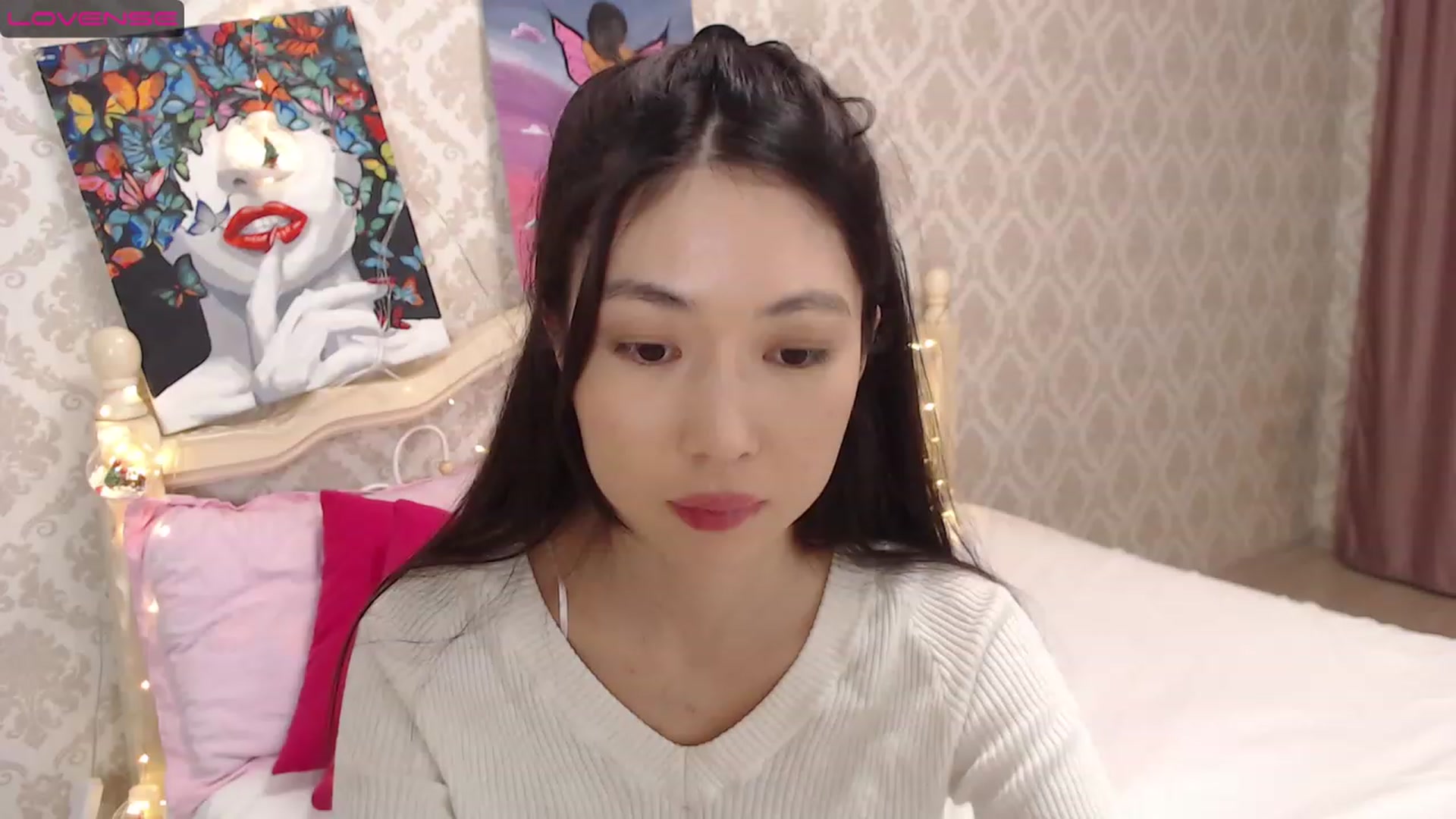 Gallery image thumbnail from blackfoxi's myfreecams stream on, 11/28/2022, 12:59 image 6 of 20