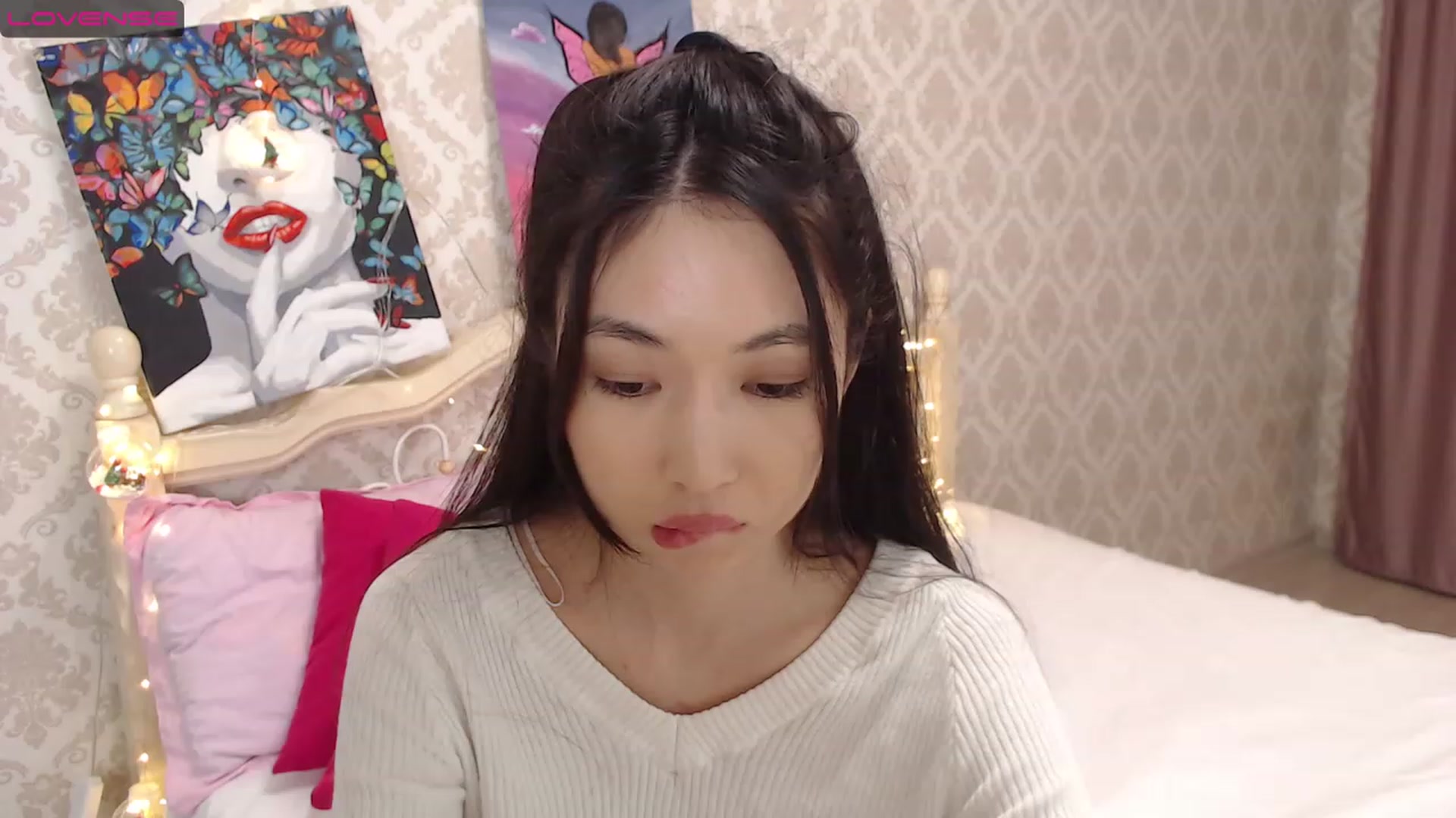Gallery image thumbnail from blackfoxi's myfreecams stream on, 11/28/2022, 12:59 image 11 of 20